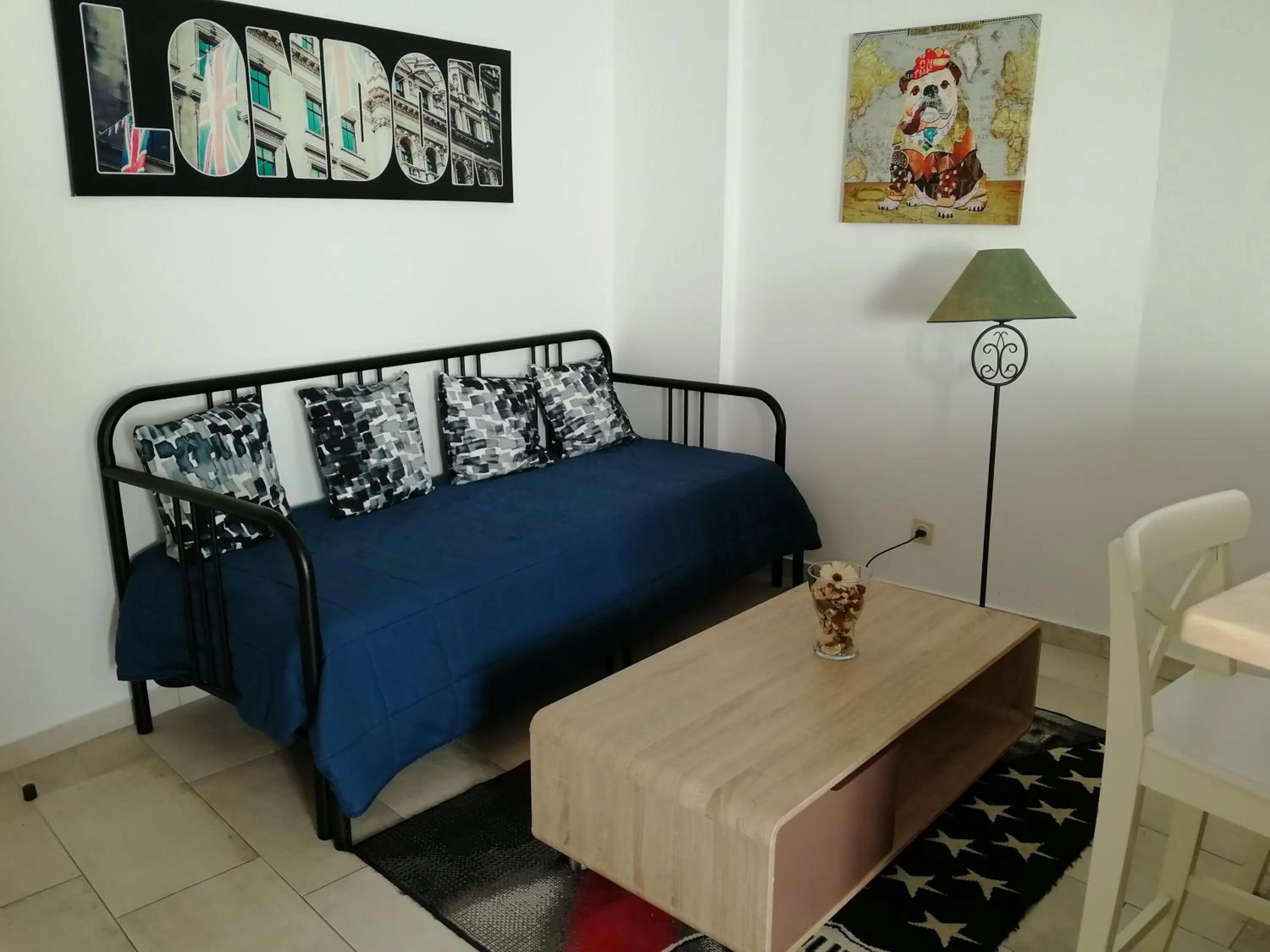 Living room, Bed in Lagos City Center Guest House & Hostel