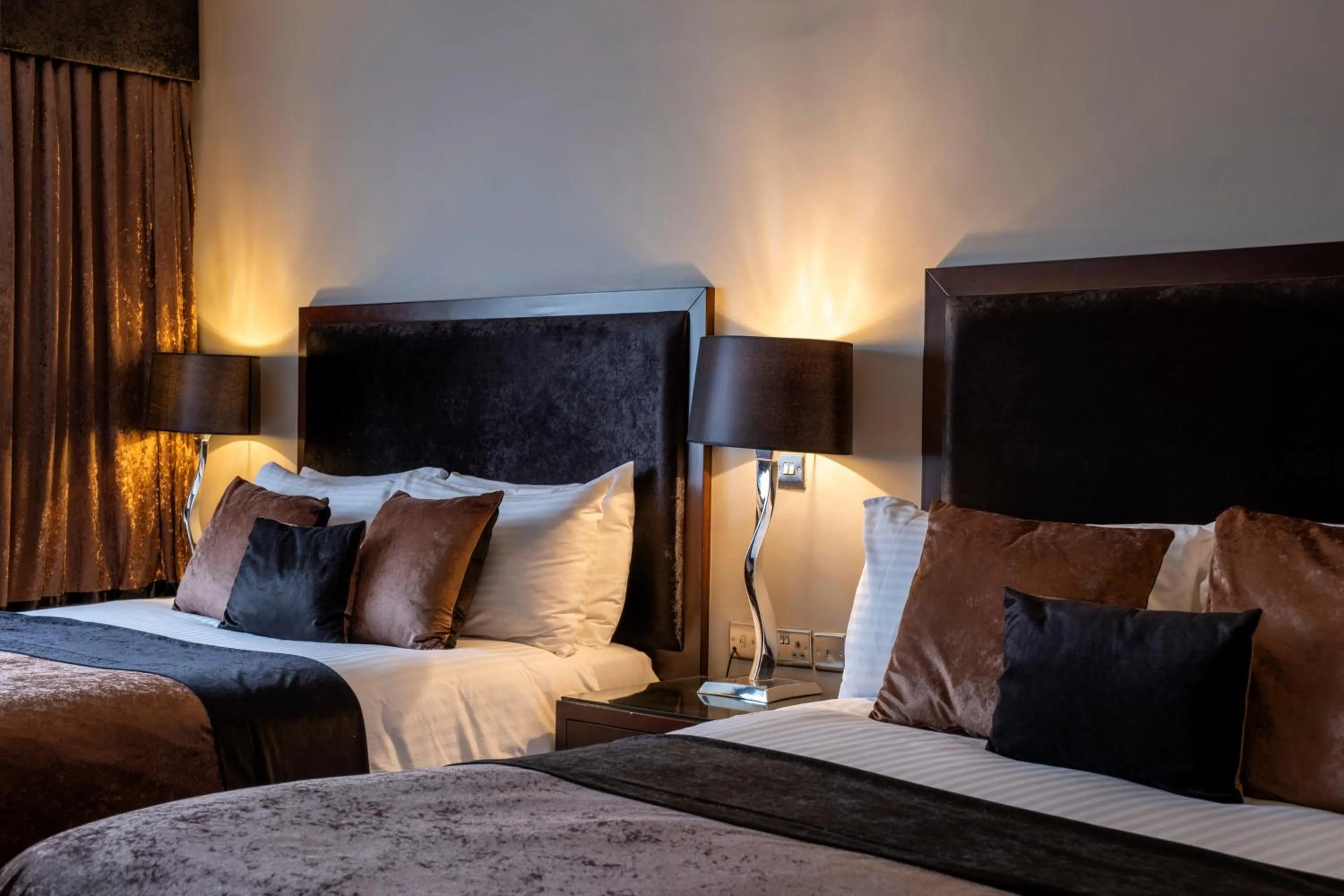 Bed in Derwent Manor Boutique Hotel