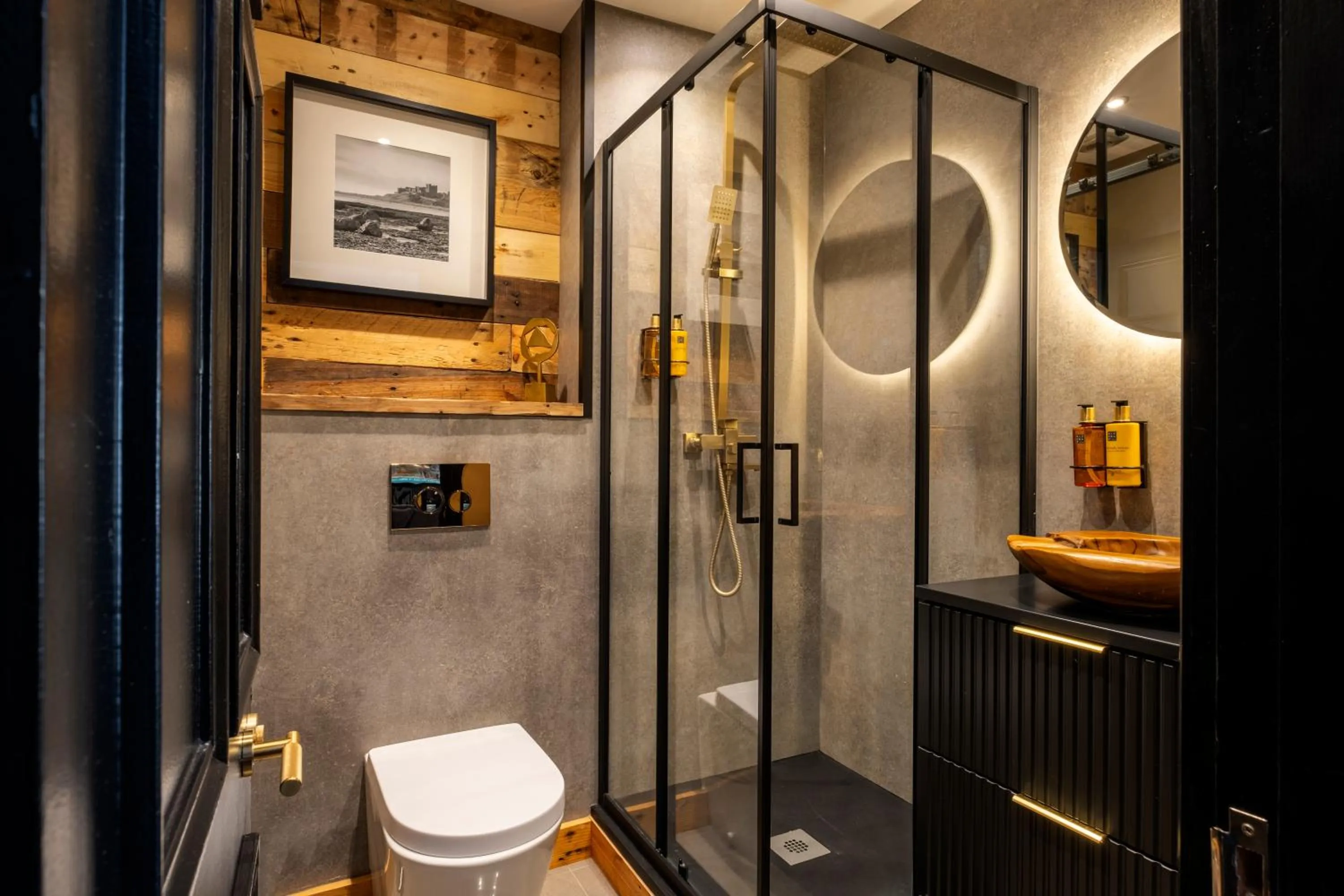 Derwent Manor Boutique Hotel