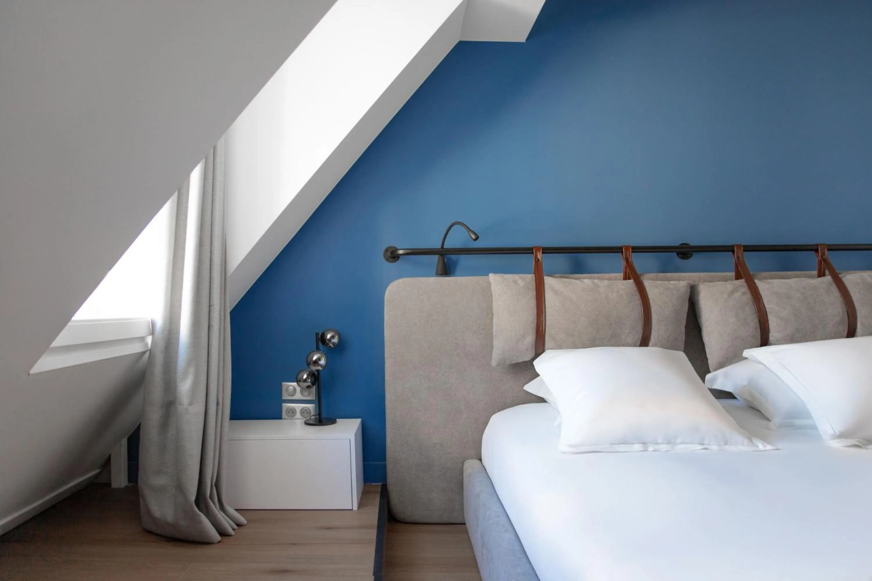 Bed in Hotel Leev Victoire & Spa