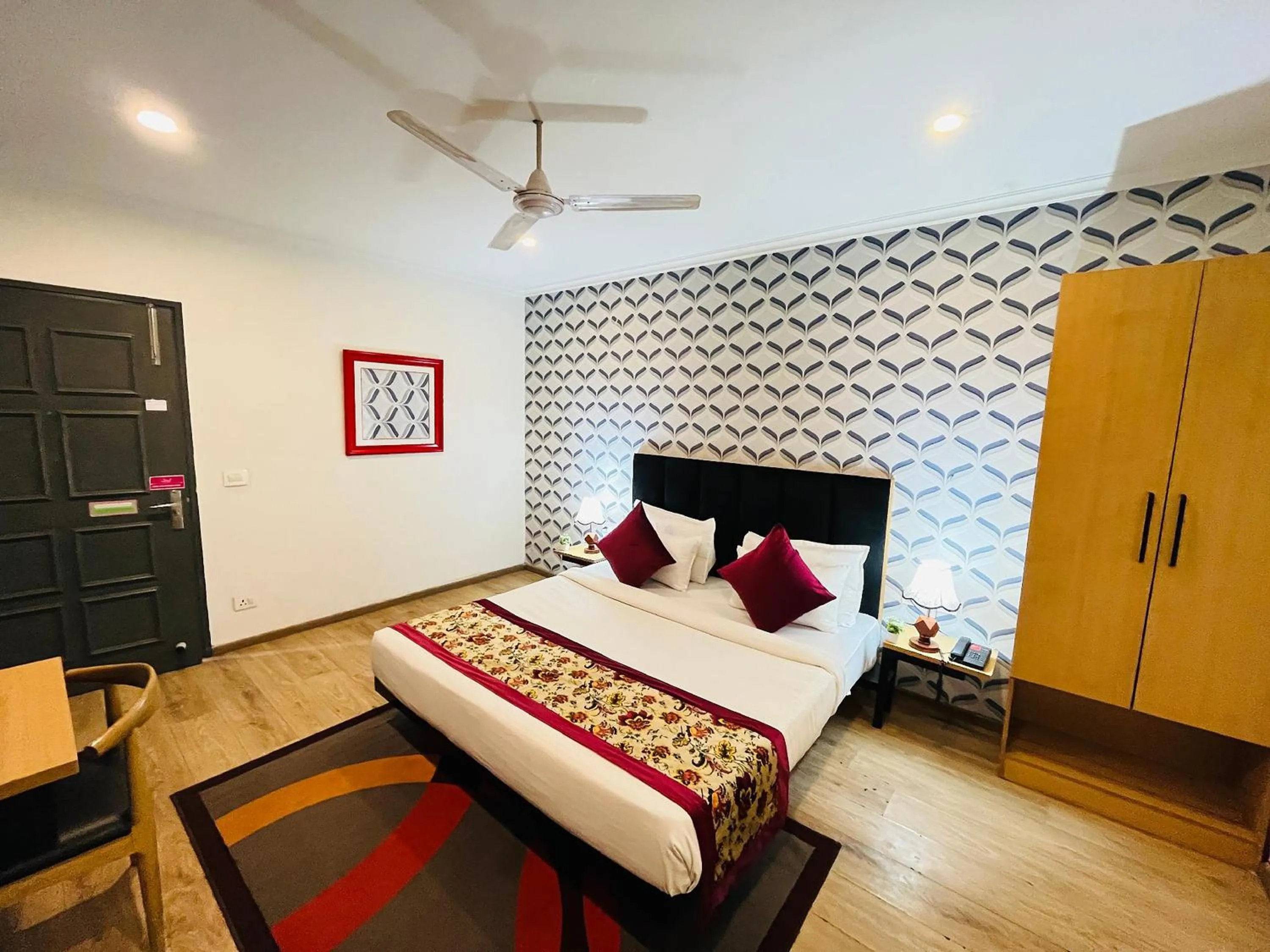Economy Double Room - single occupancy in Qotel Comfort Chattarpur - Near Chattarpur Metro