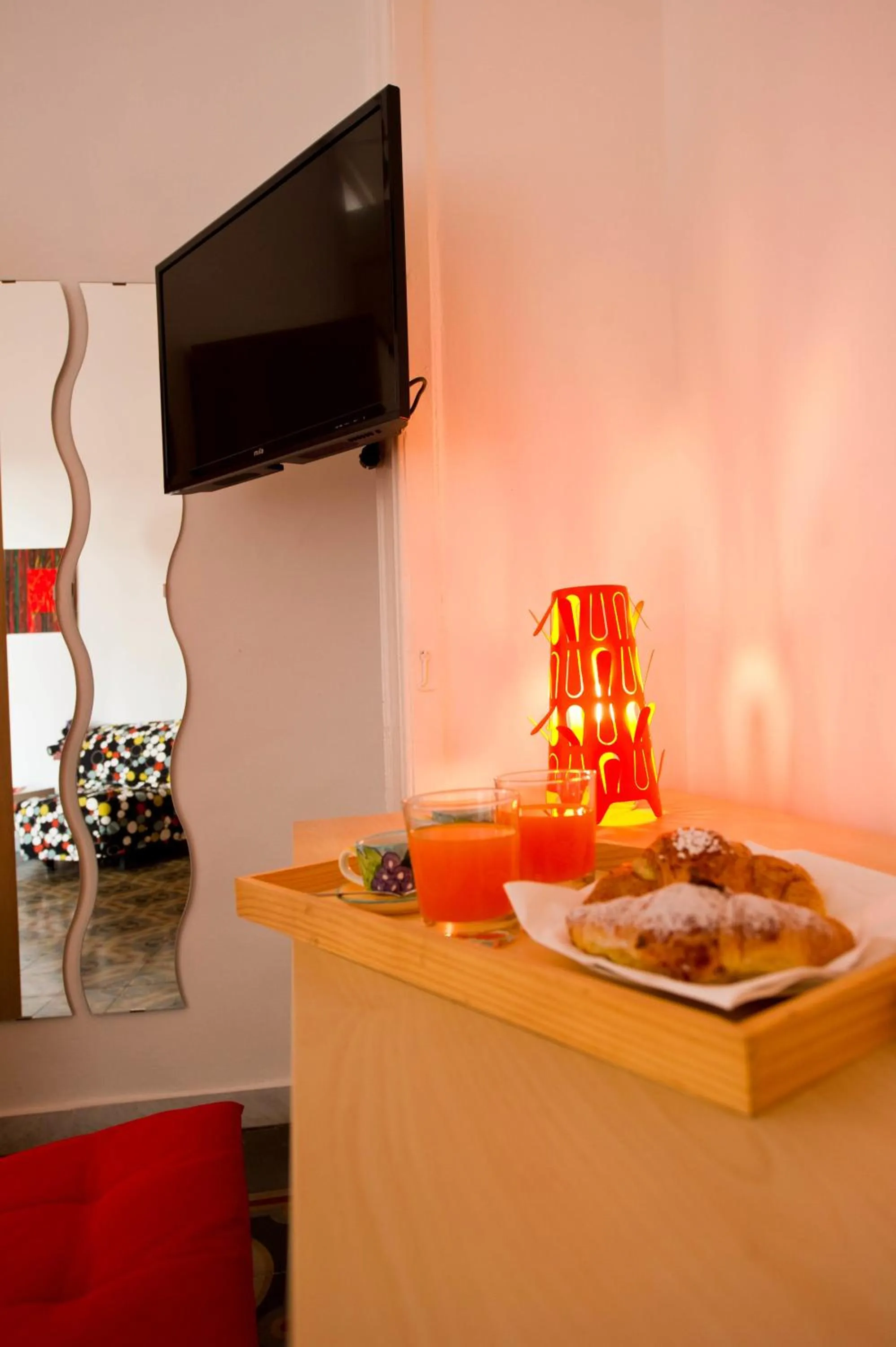 Decorative detail in B&B Tecla