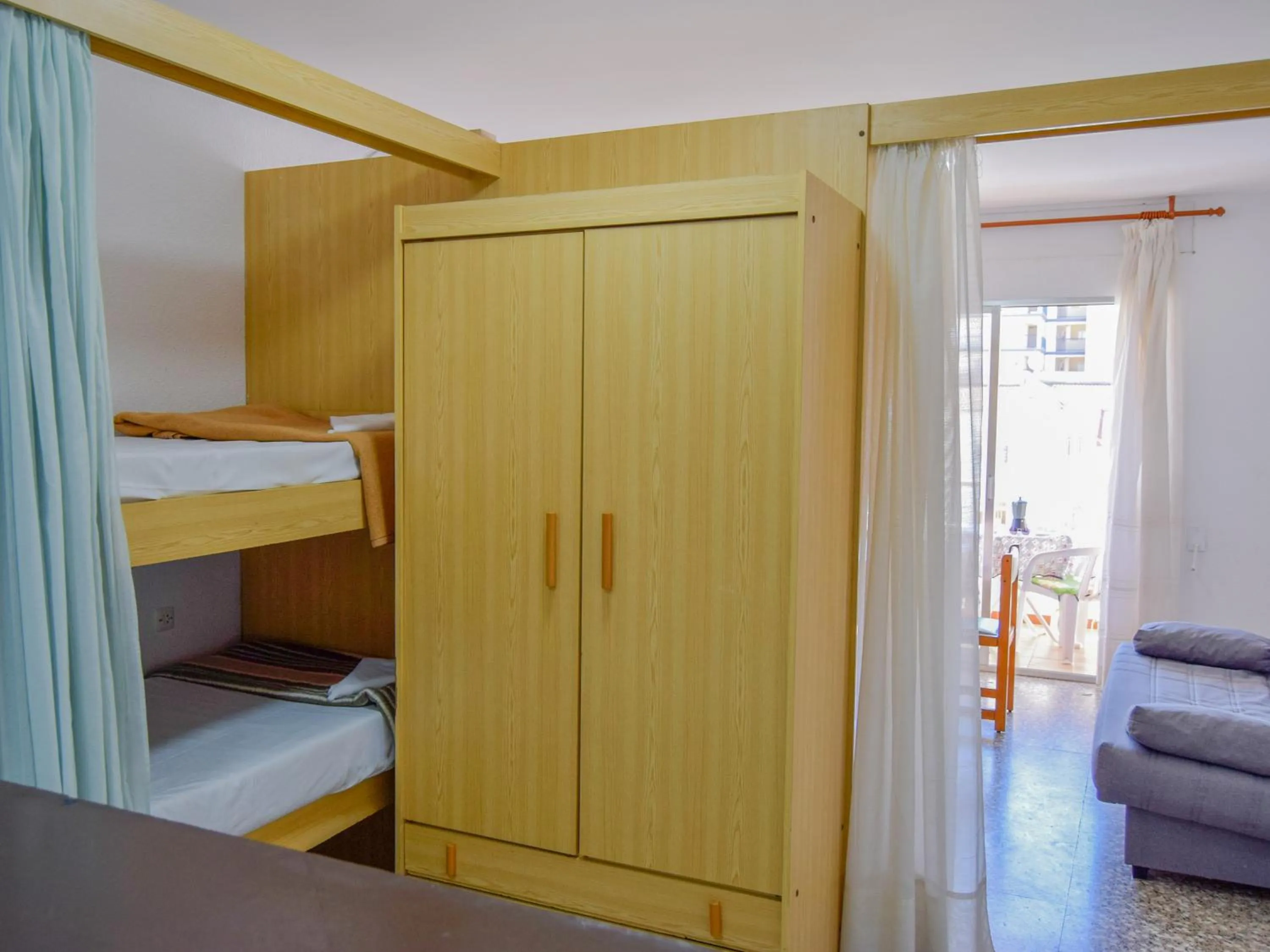 Bedroom, Bed in Apartamentos Voramar Peñíscola 3000