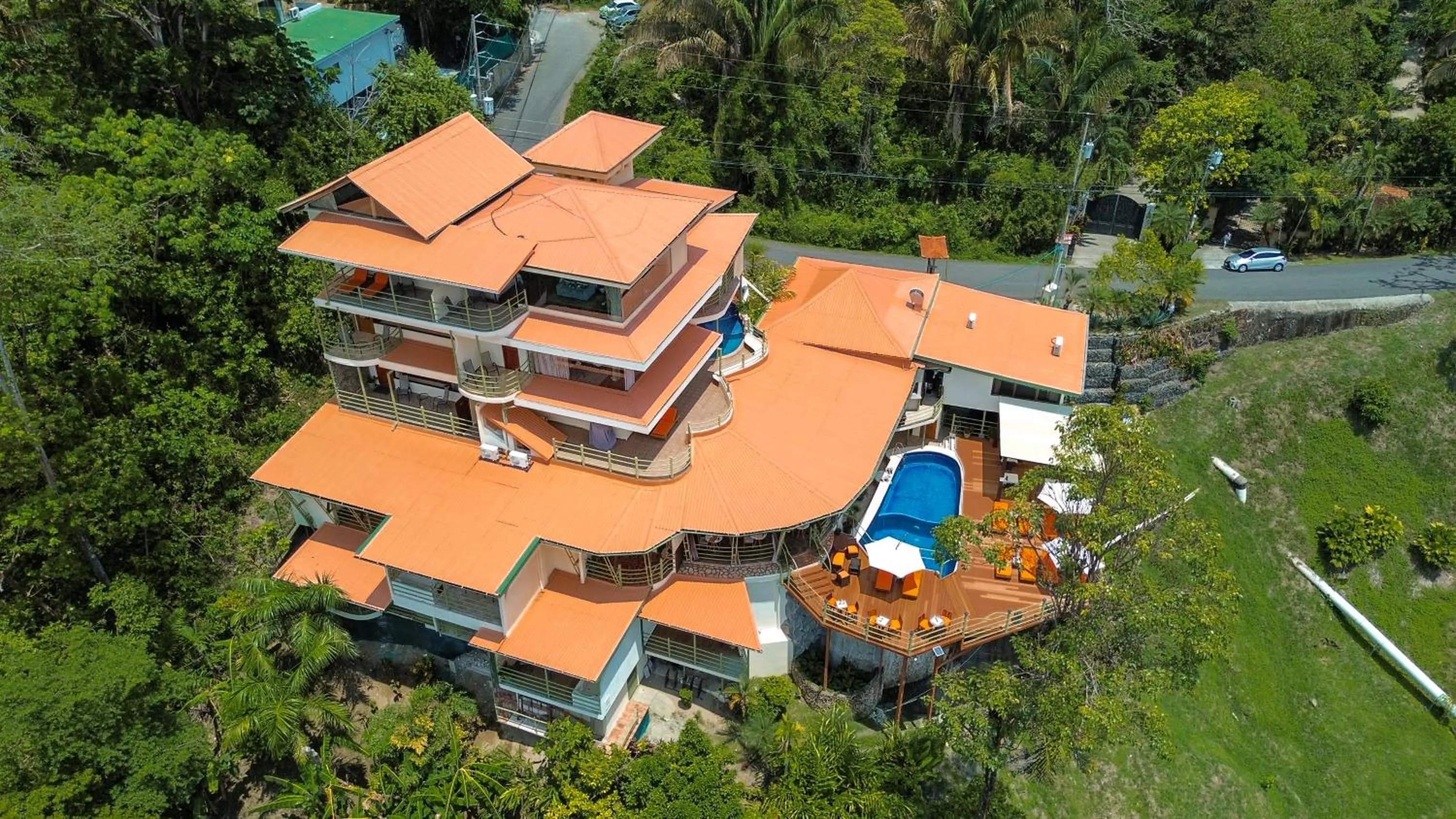 Property building in Issimo Suites (Adults Only)