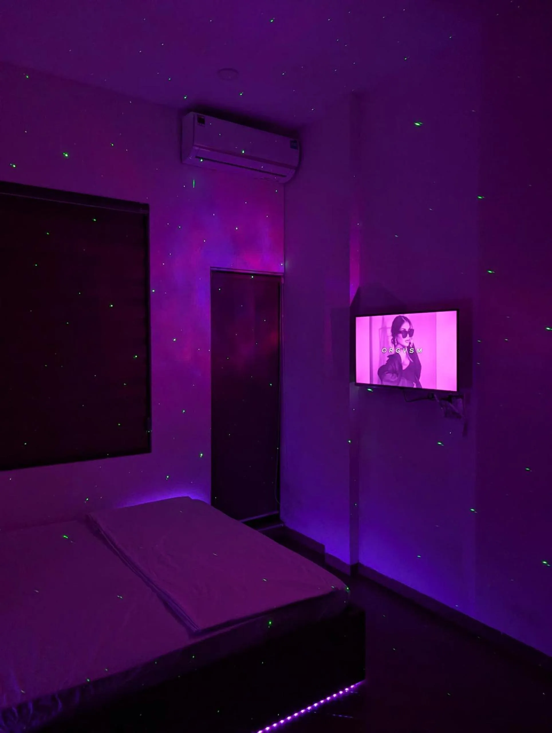 Bed in Era Apartment 158 Nguyen Khanh Toan