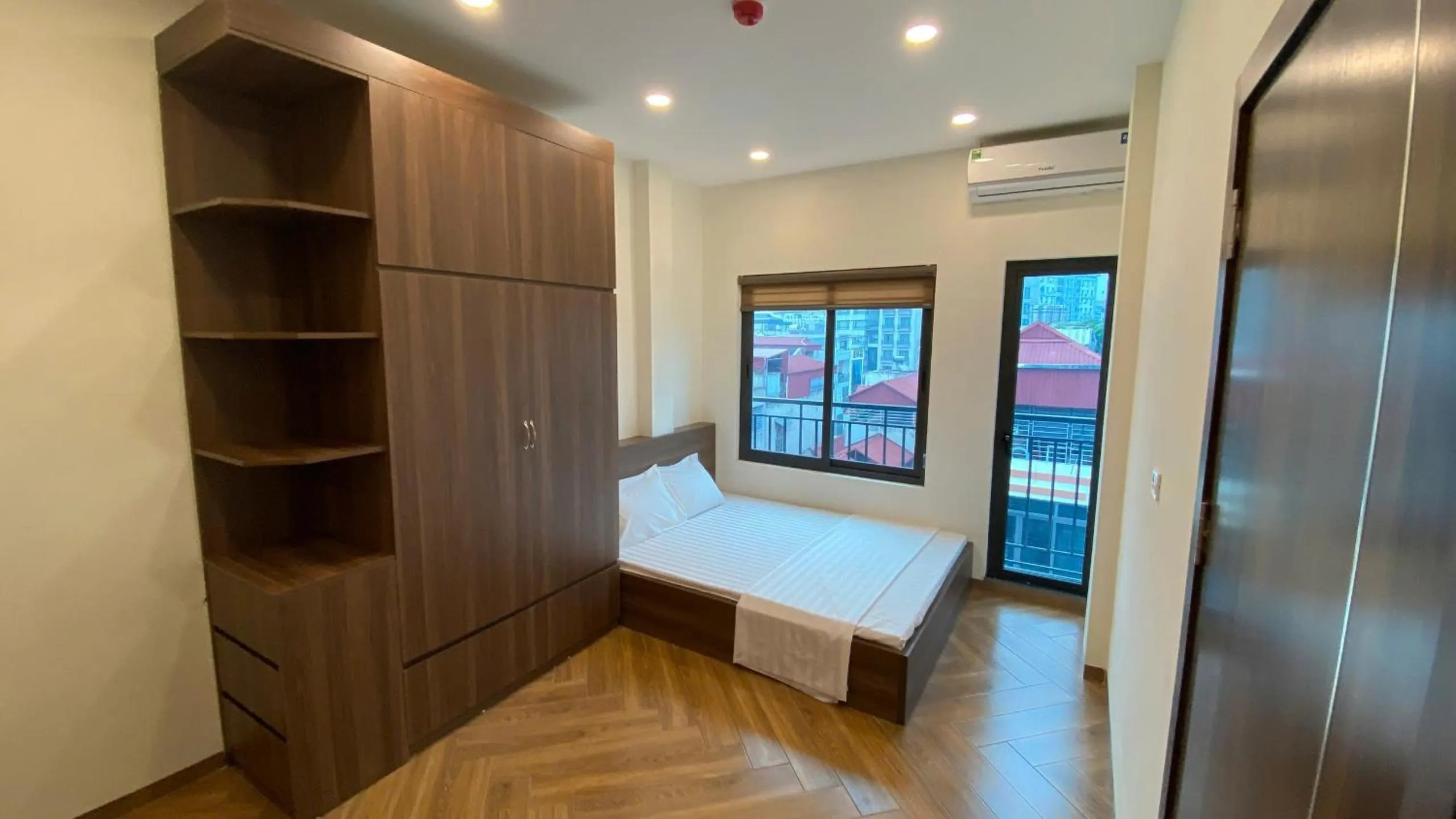 Bed in Era Apartment 158 Nguyen Khanh Toan