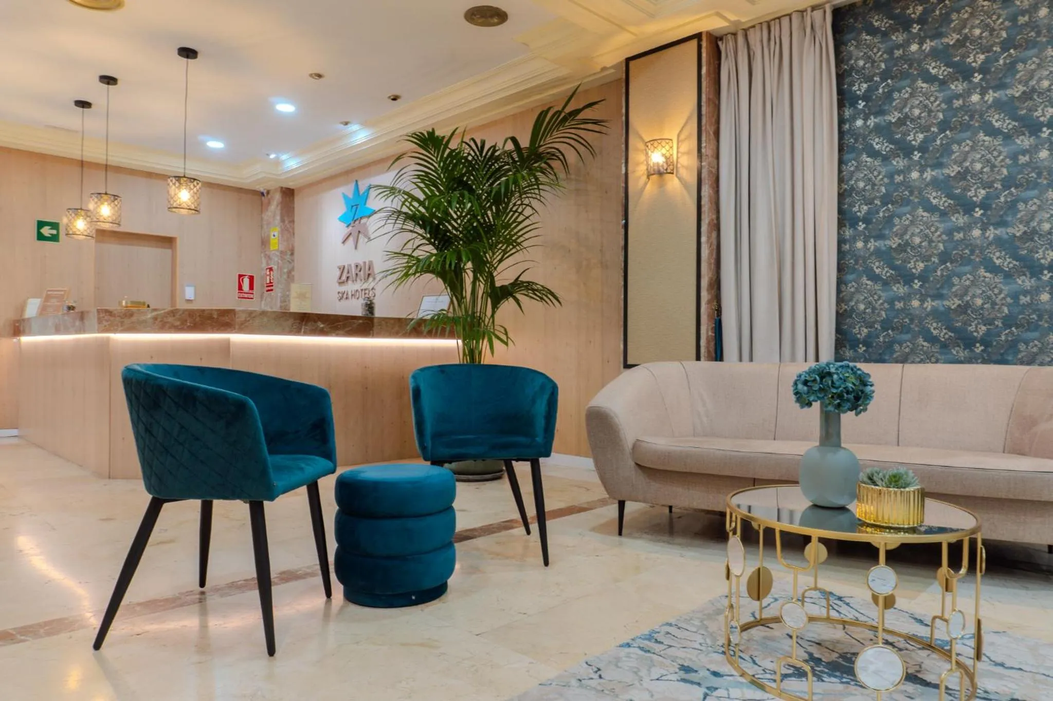 Lobby or reception in Hotel Aeropuerto Sur