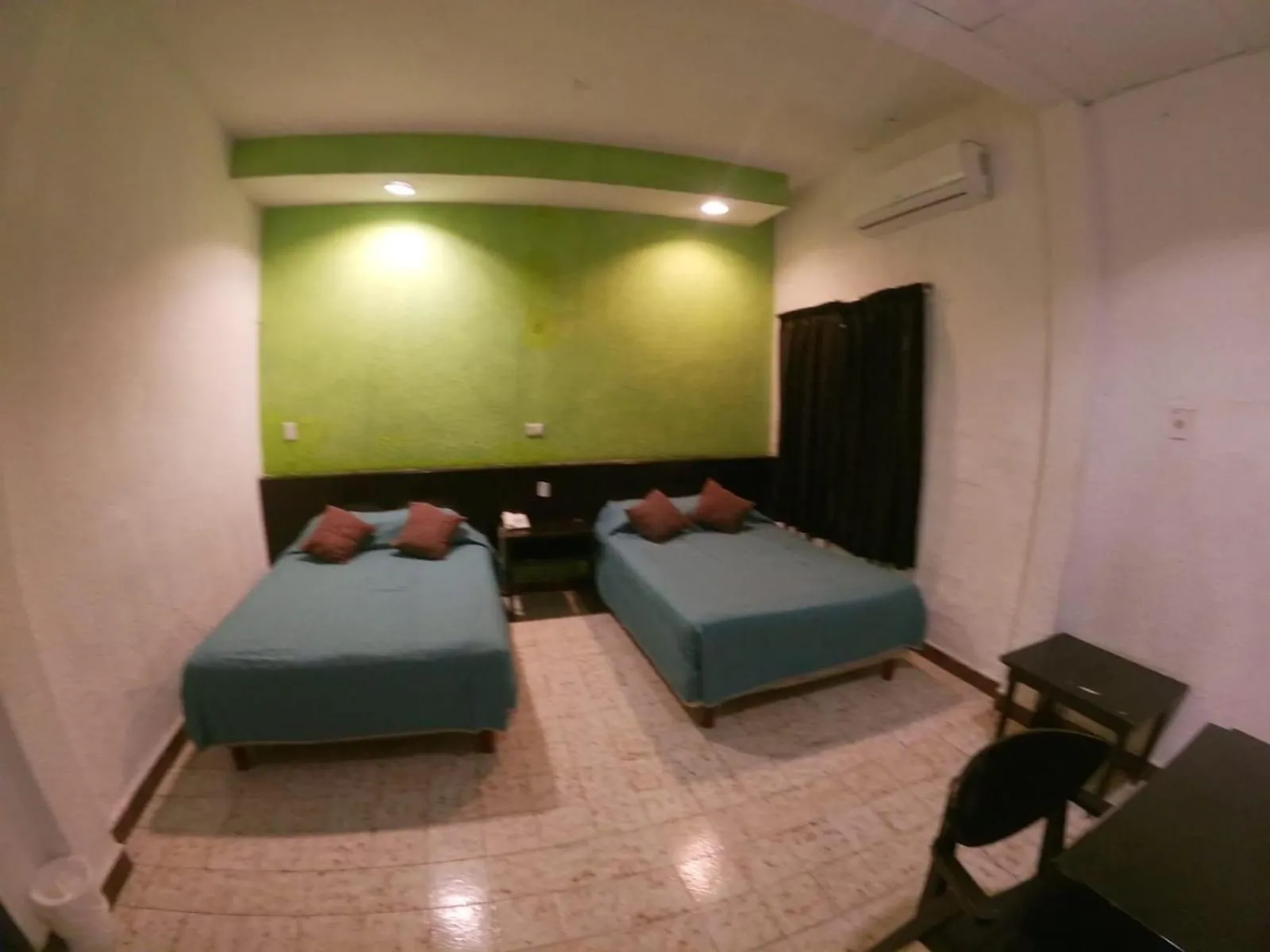 Twin Room in Hotel y Restaurante Ritz de Tabasco