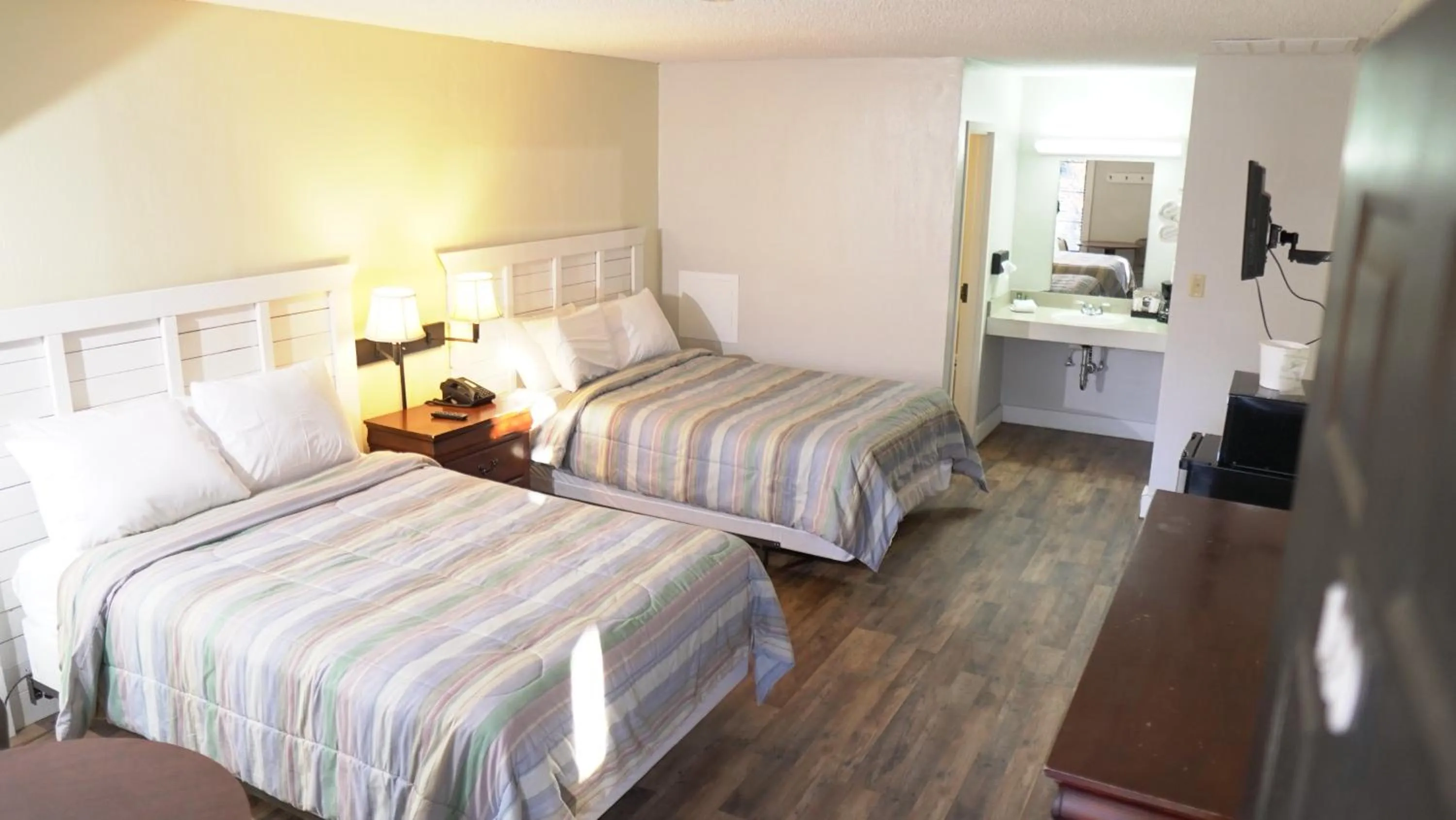 Bed in Skyline Lodge