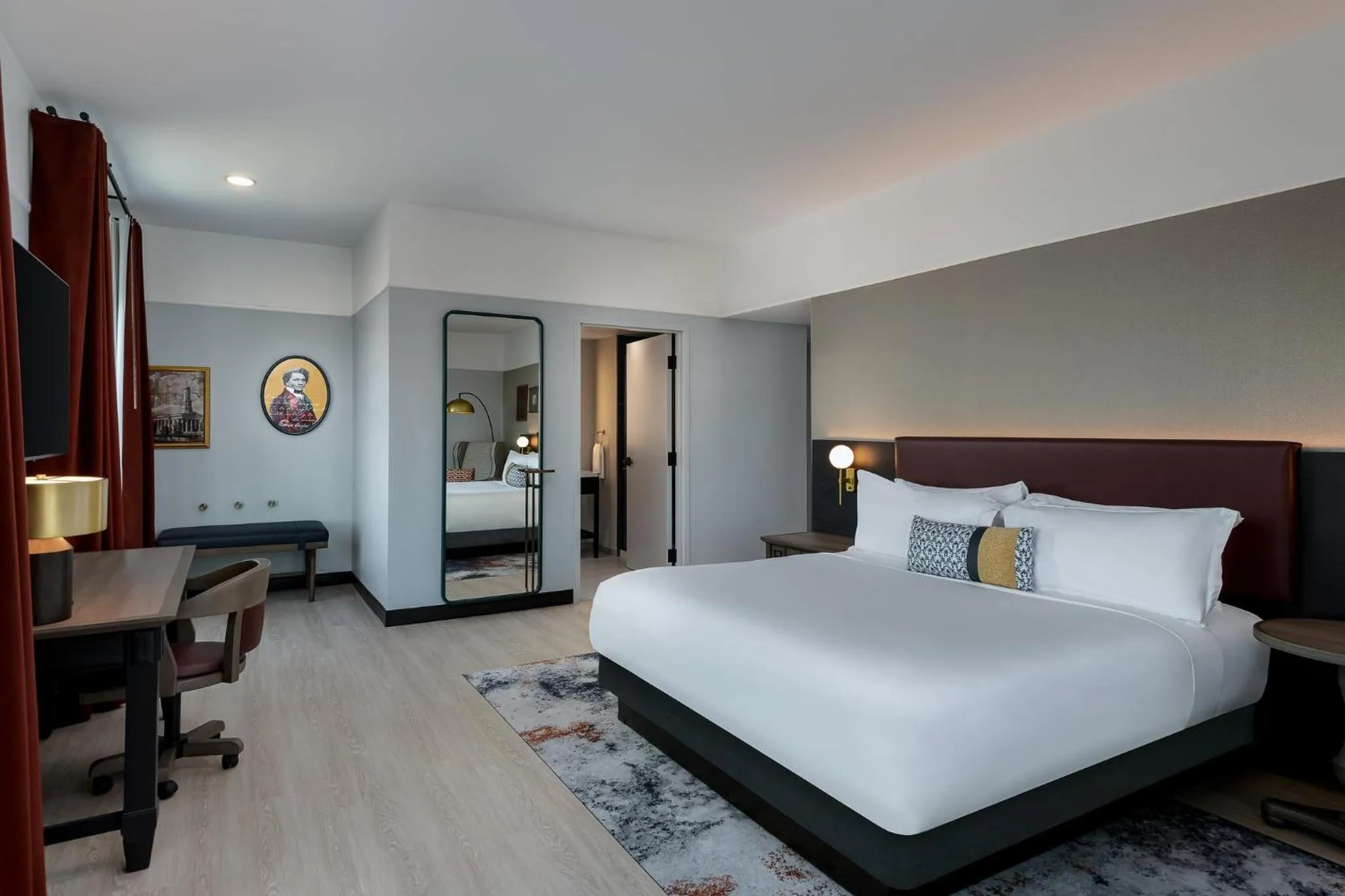 Photo of the whole room, Bed in Hotel Indigo West Chester - Downtown by IHG