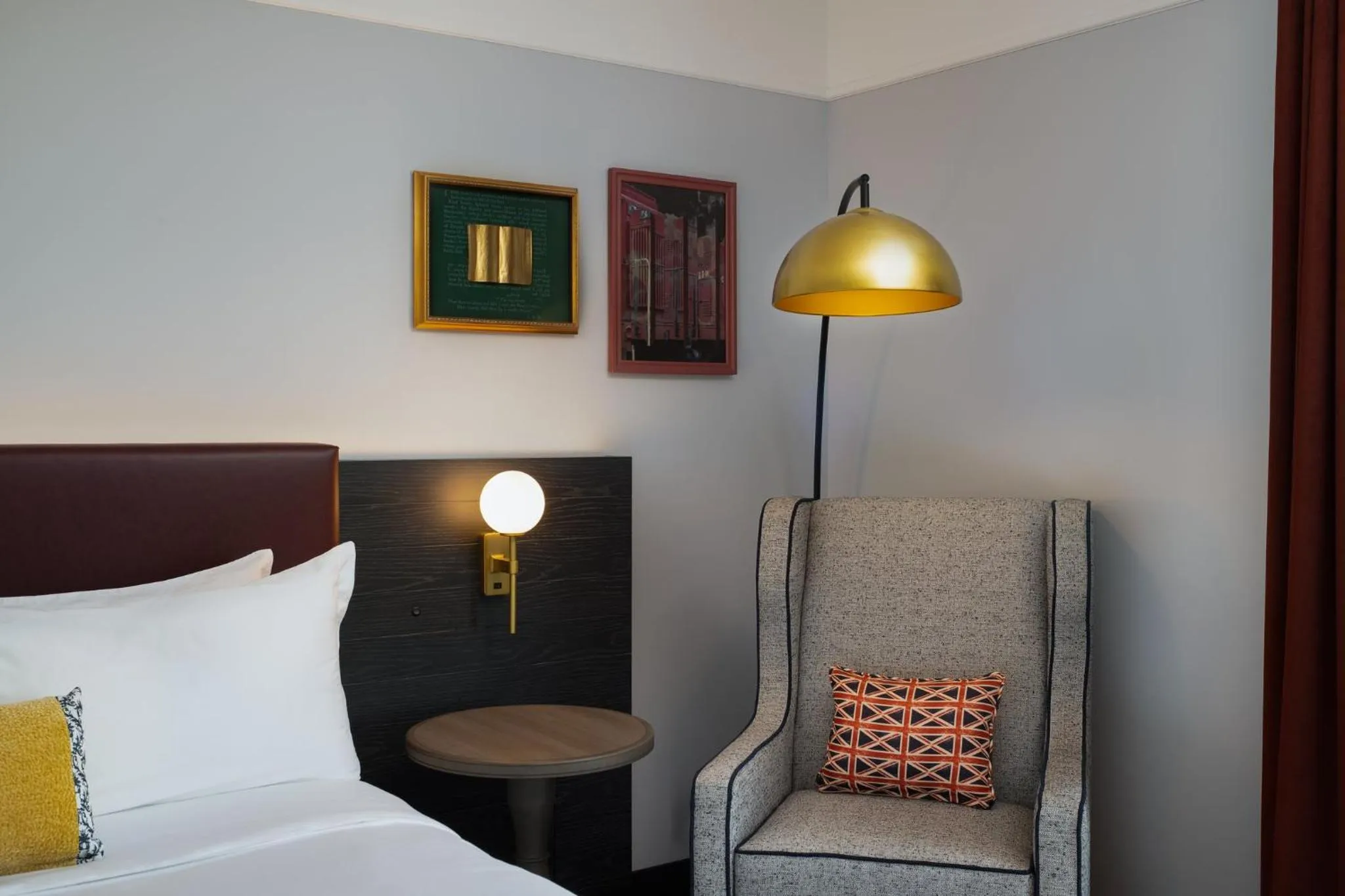 Photo of the whole room, Bed in Hotel Indigo West Chester - Downtown by IHG