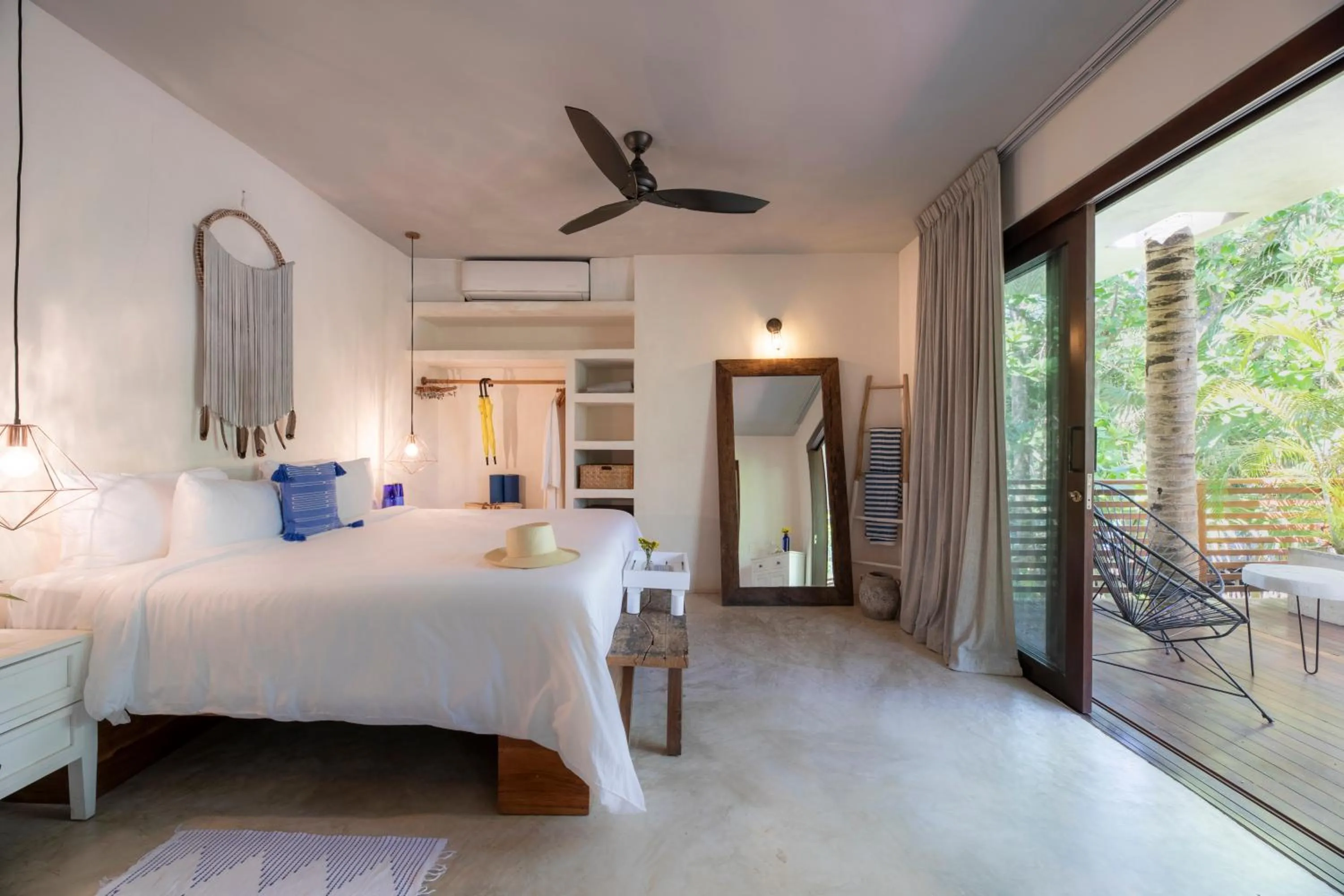Bed in Lula Tulum, a Small Luxury Hotel