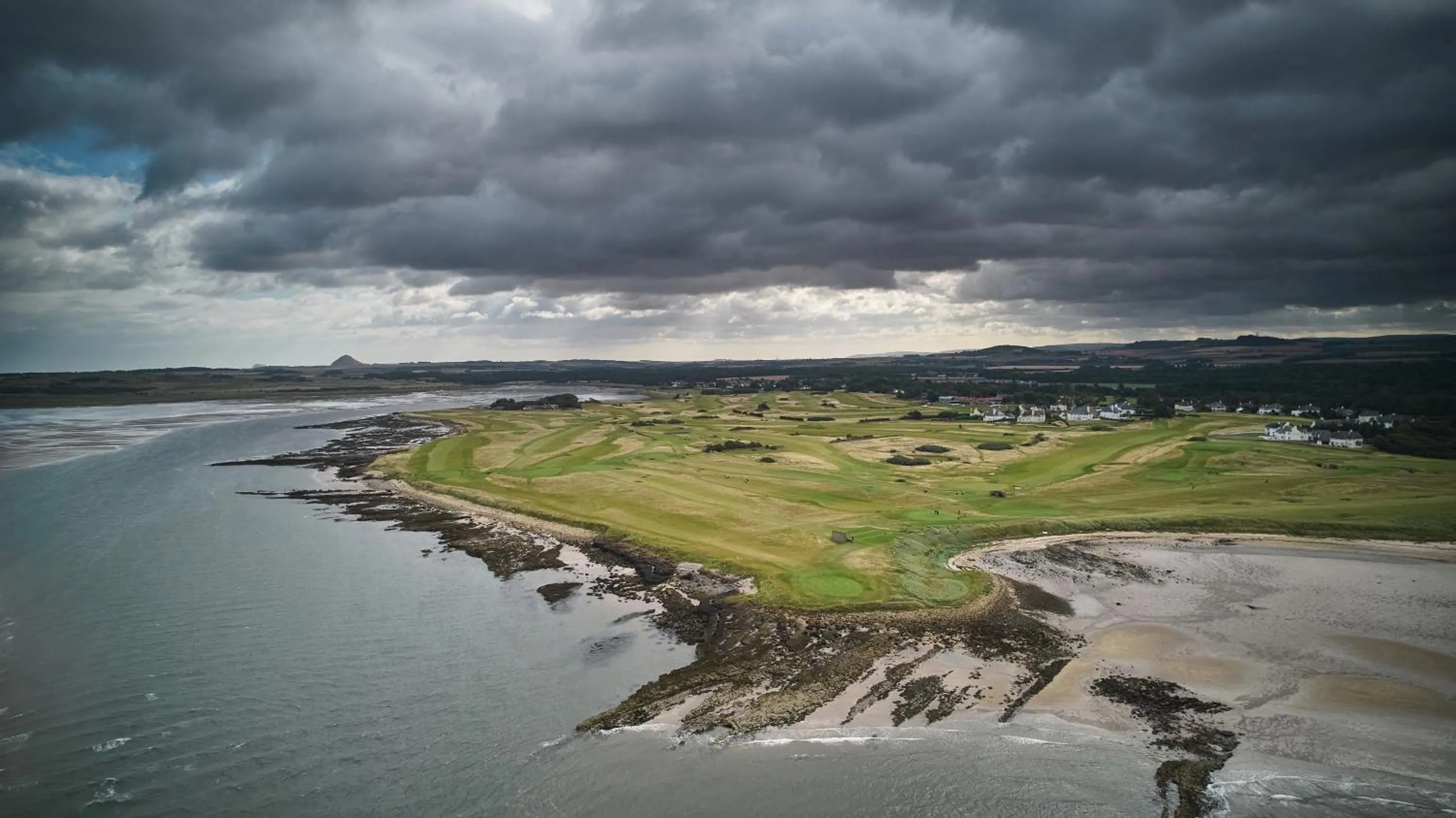 Area and facilities in The Leddie Hotel