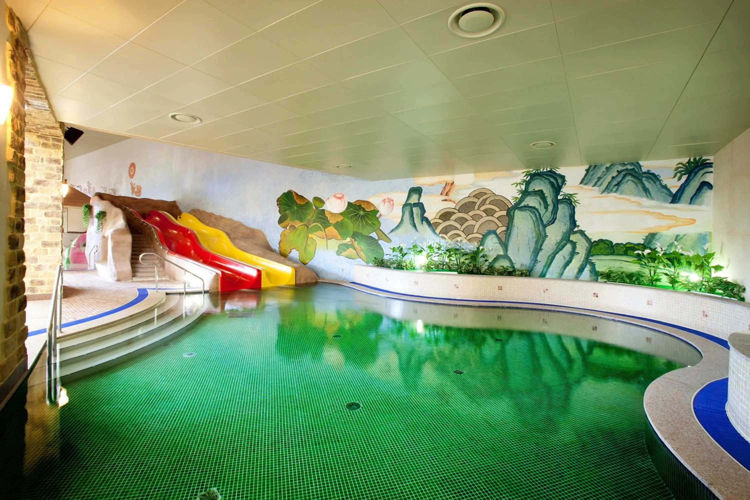 Aqua park in Lotte Buyeo Resort