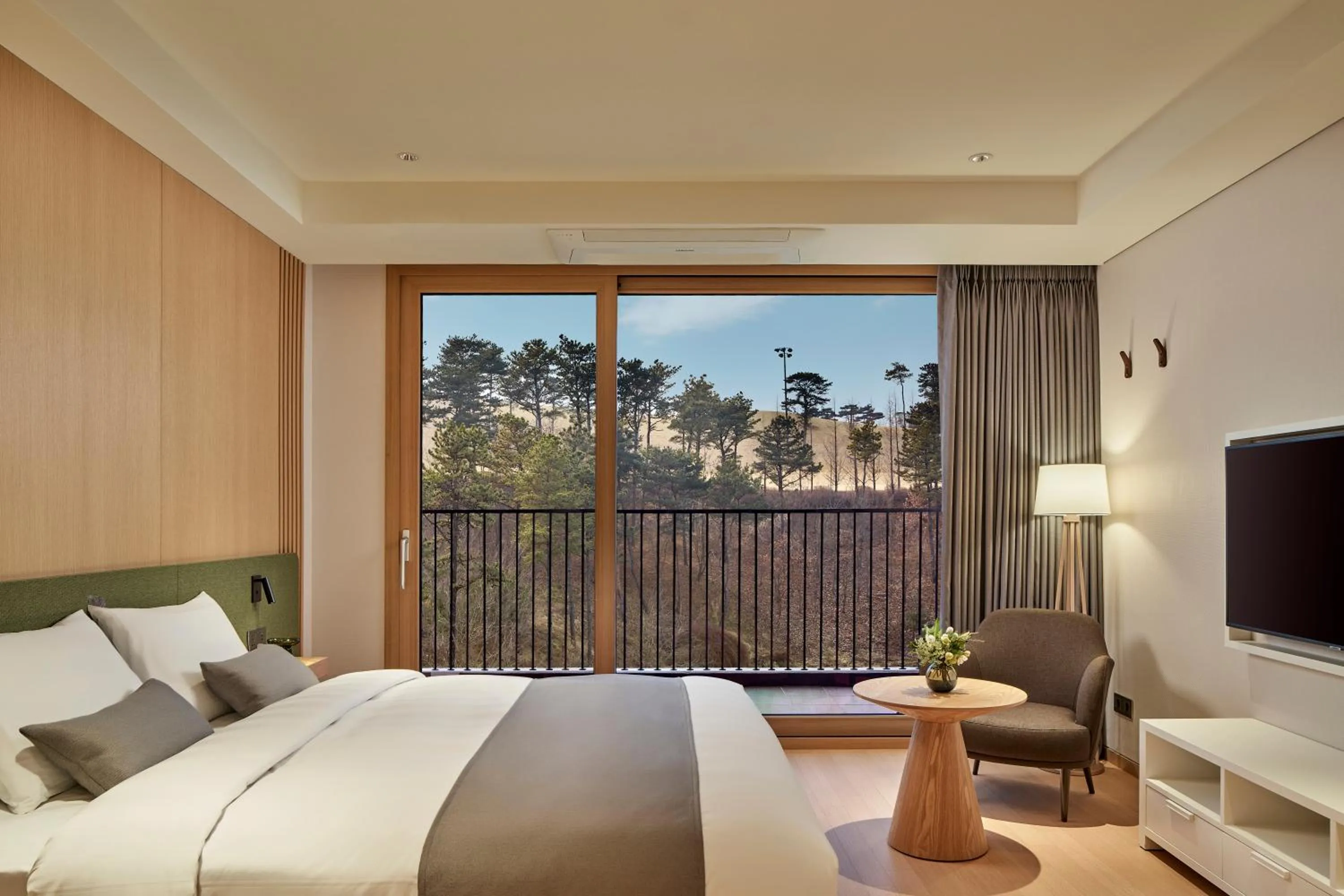 Bed in Lotte Buyeo Resort