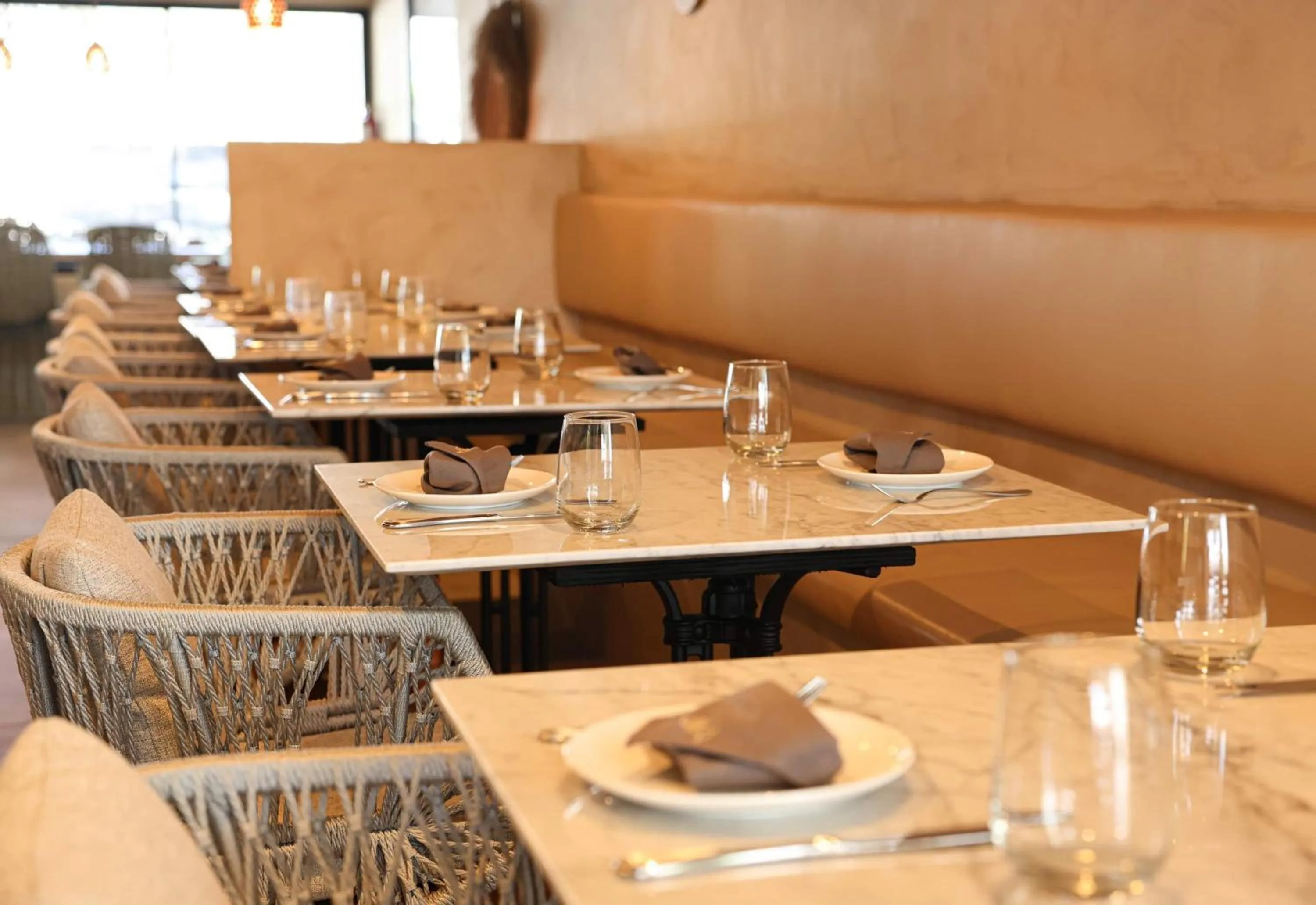 Restaurant/places to eat in Bali Hotel Adults Only Isla Verde, a Trademark by Wyndham