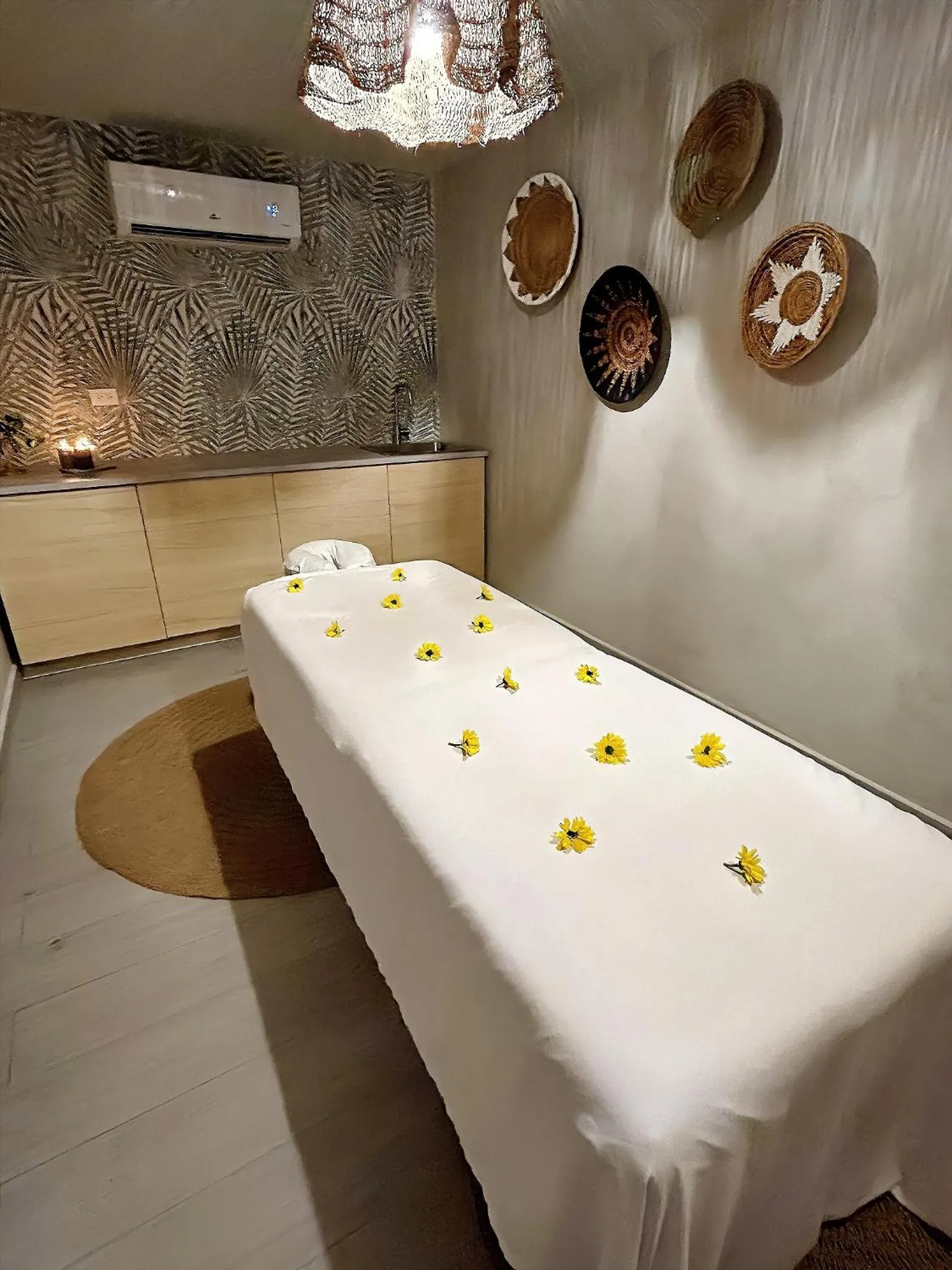 Spa and wellness centre/facilities in Bali Hotel Adults Only Isla Verde, a Trademark by Wyndham