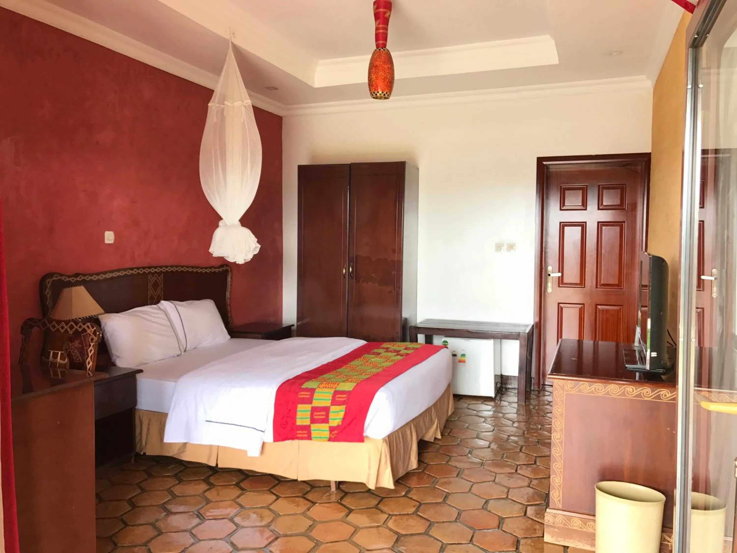 Bed in Inside Afrika Boutique Hotel
