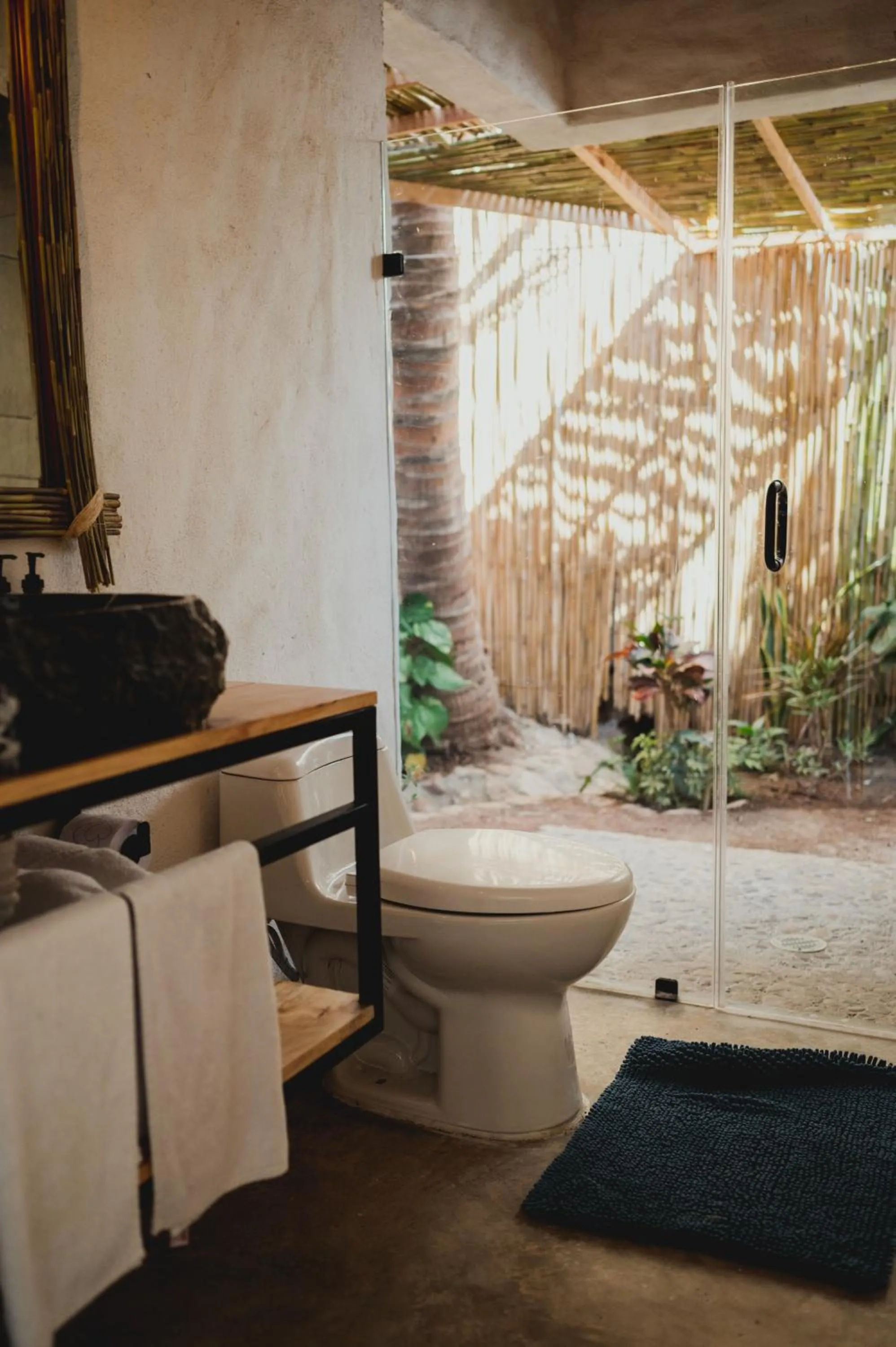 Shower in Toninas México Bungalow