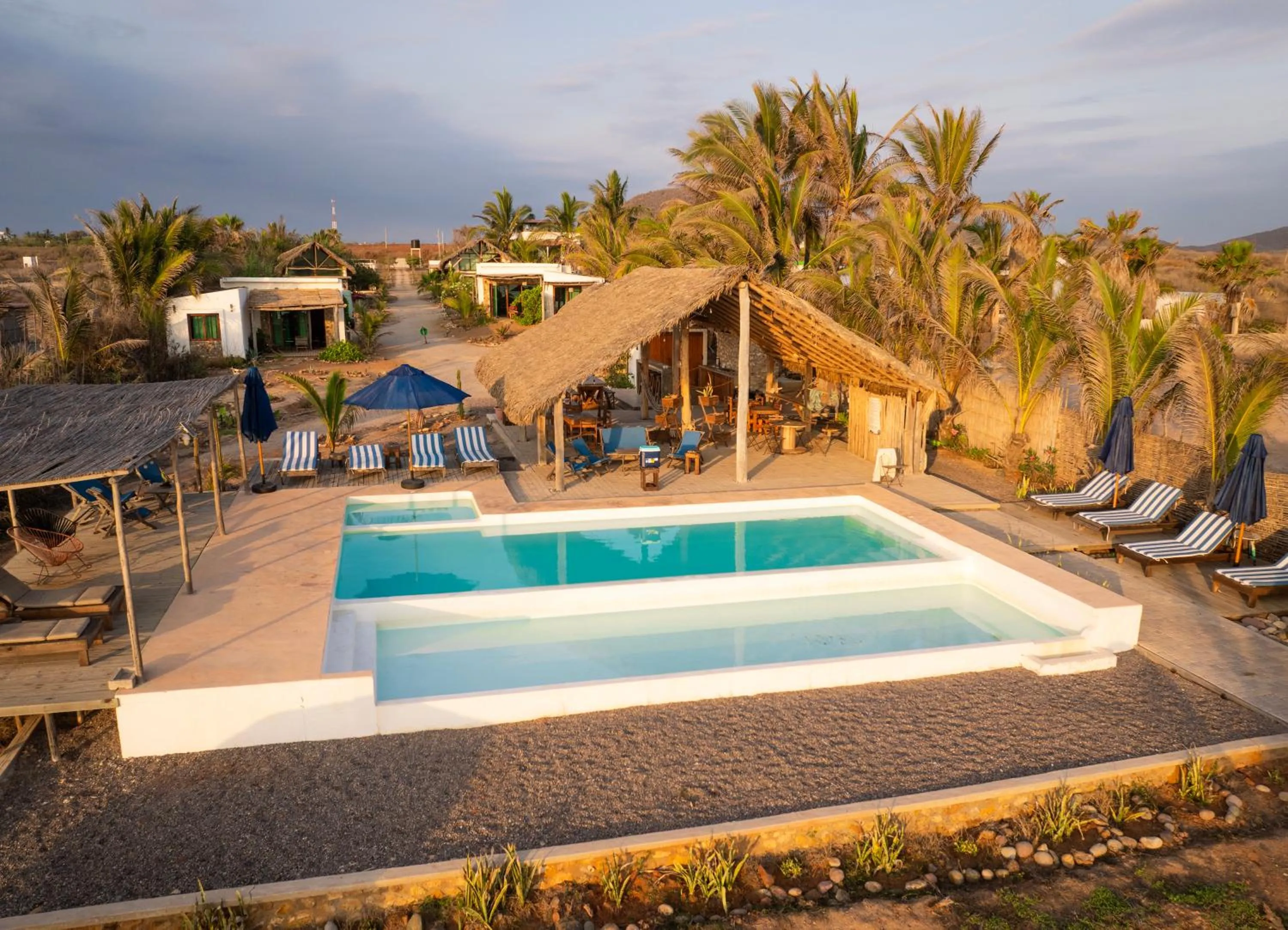 Swimming pool in Toninas México Bungalow