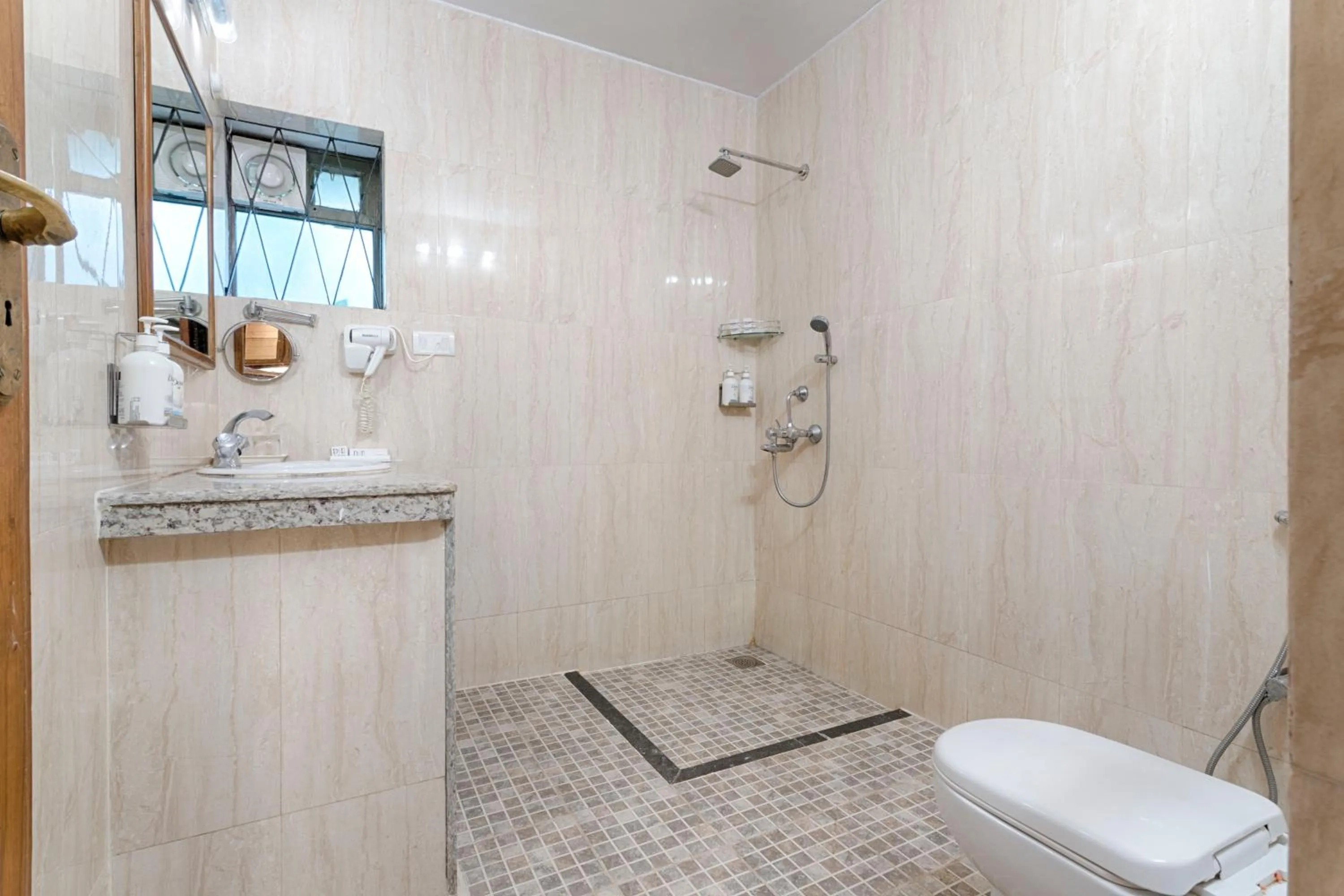 Public Bath in De Mandarin Beach Resort Suites & Villas, Candolim