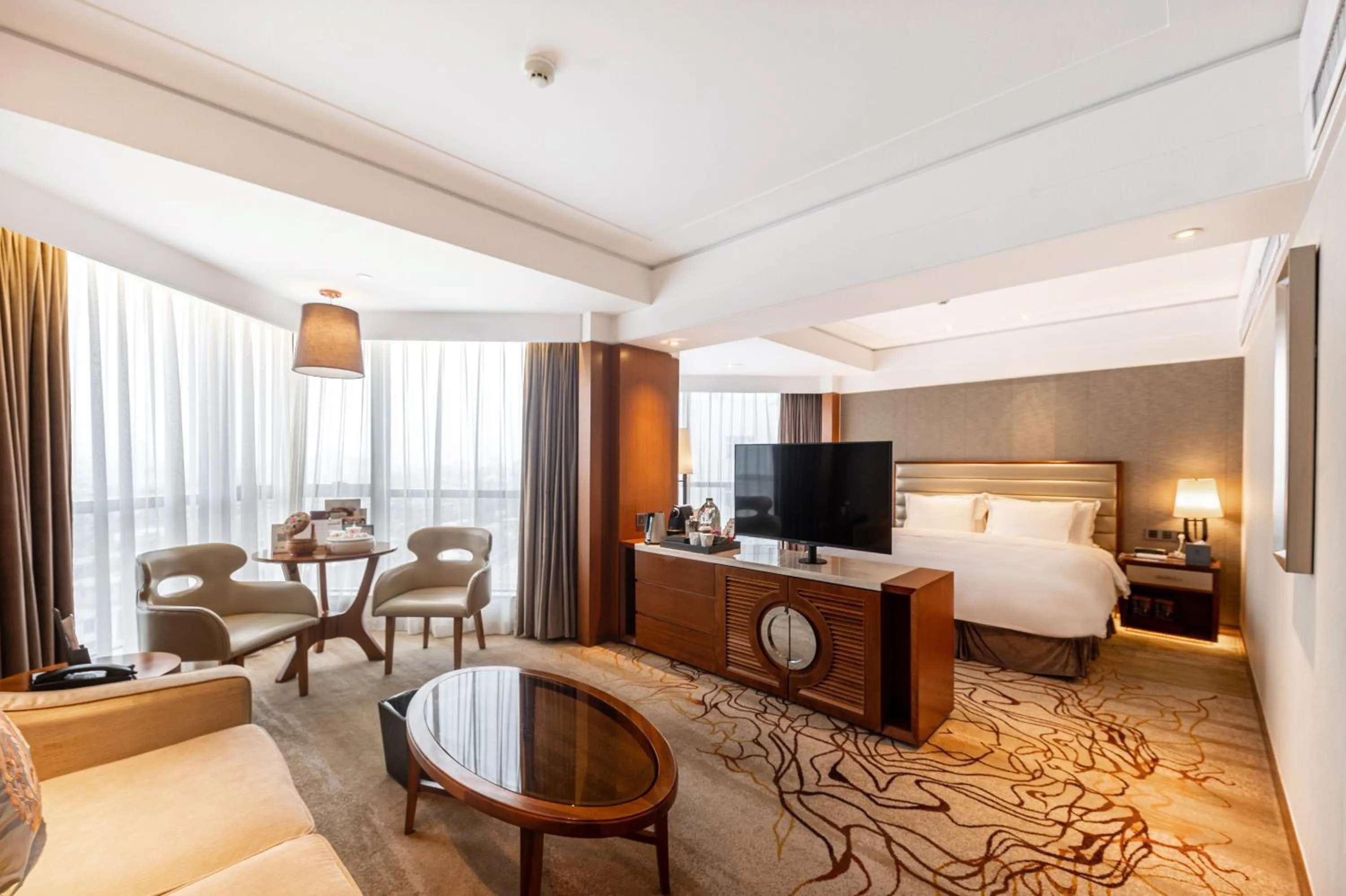 Photo of the whole room in Shantou International Hotel