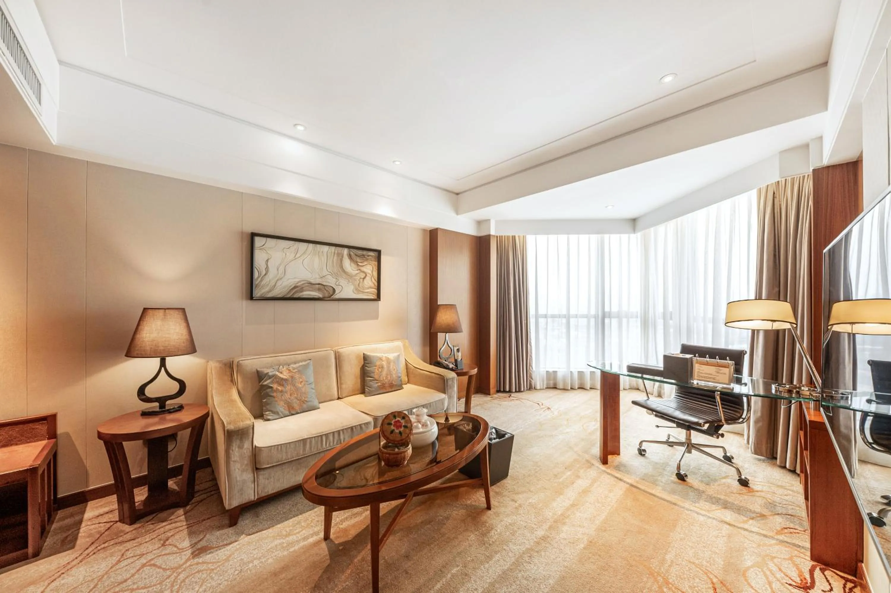 Living room in Shantou International Hotel