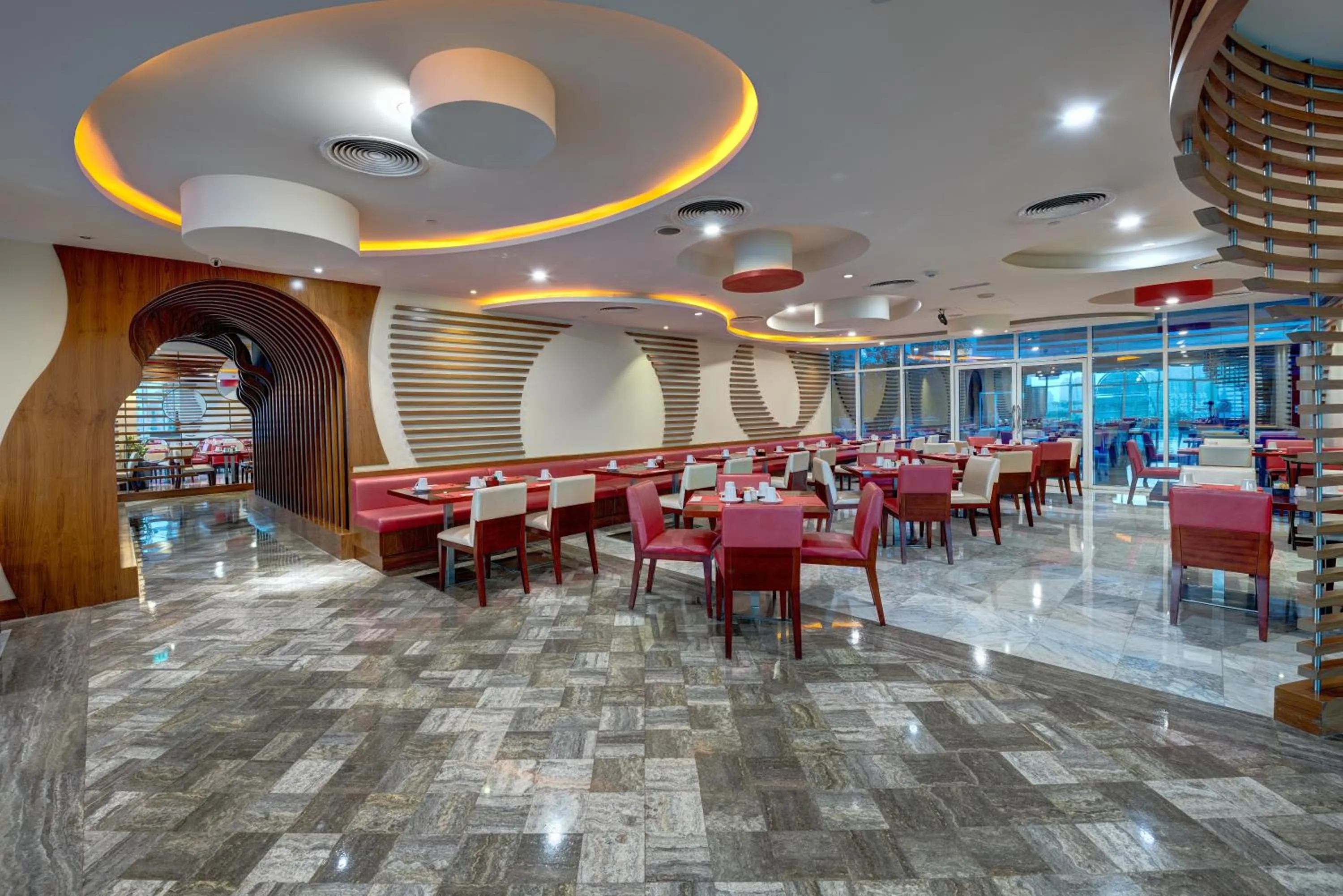 Restaurant/places to eat in Vintage Grand Hotel - Formerly Ghaya Grand Hotel