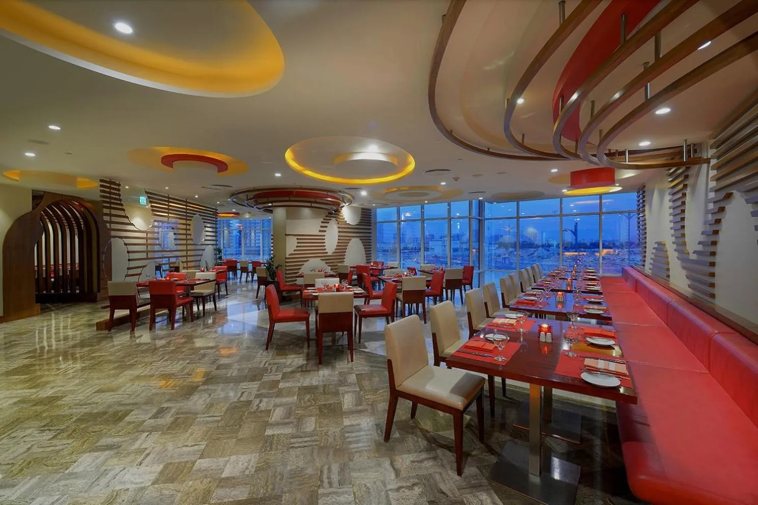 Restaurant/places to eat in Vintage Grand Hotel - Formerly Ghaya Grand Hotel