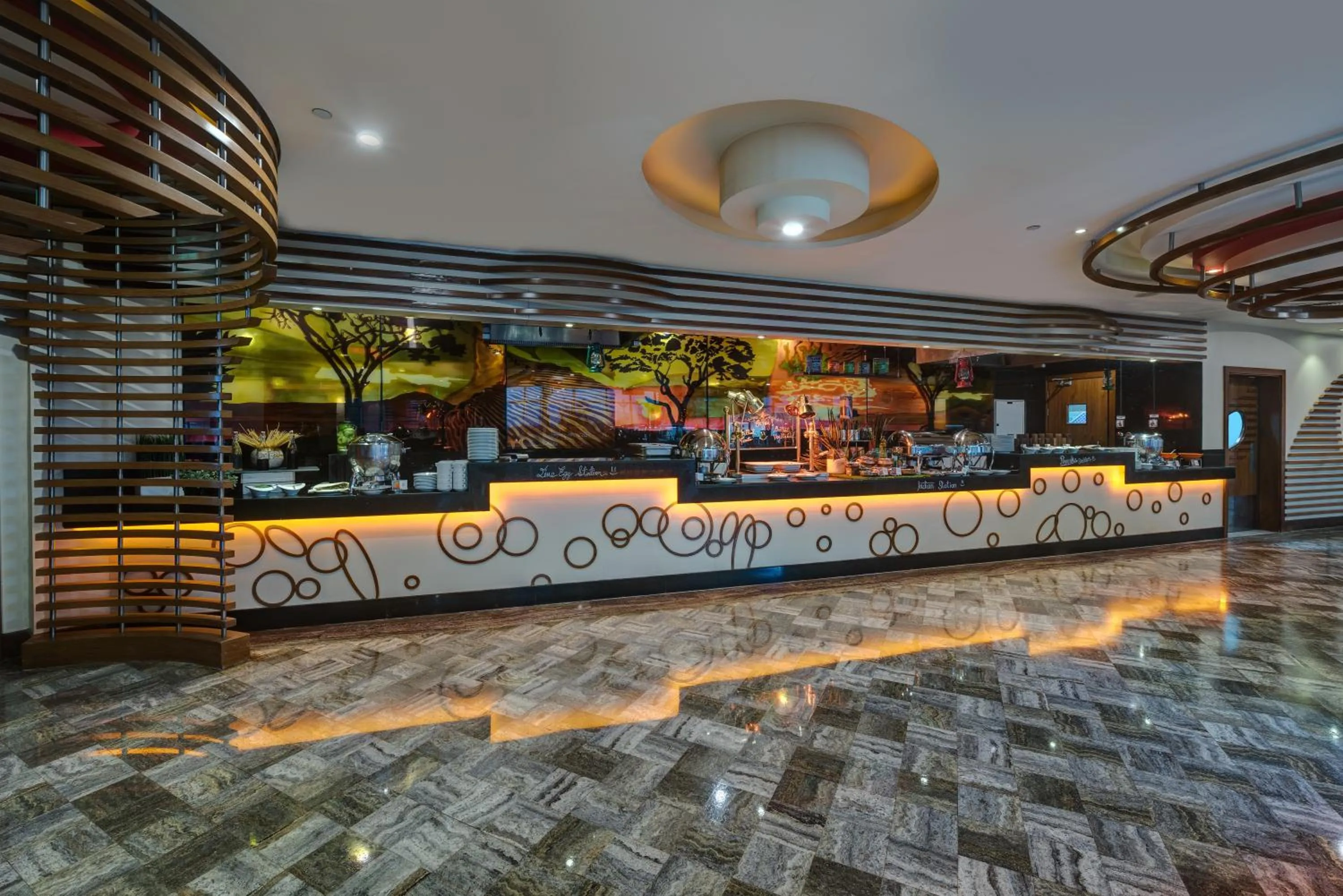 Restaurant/places to eat in Vintage Grand Hotel - Formerly Ghaya Grand Hotel