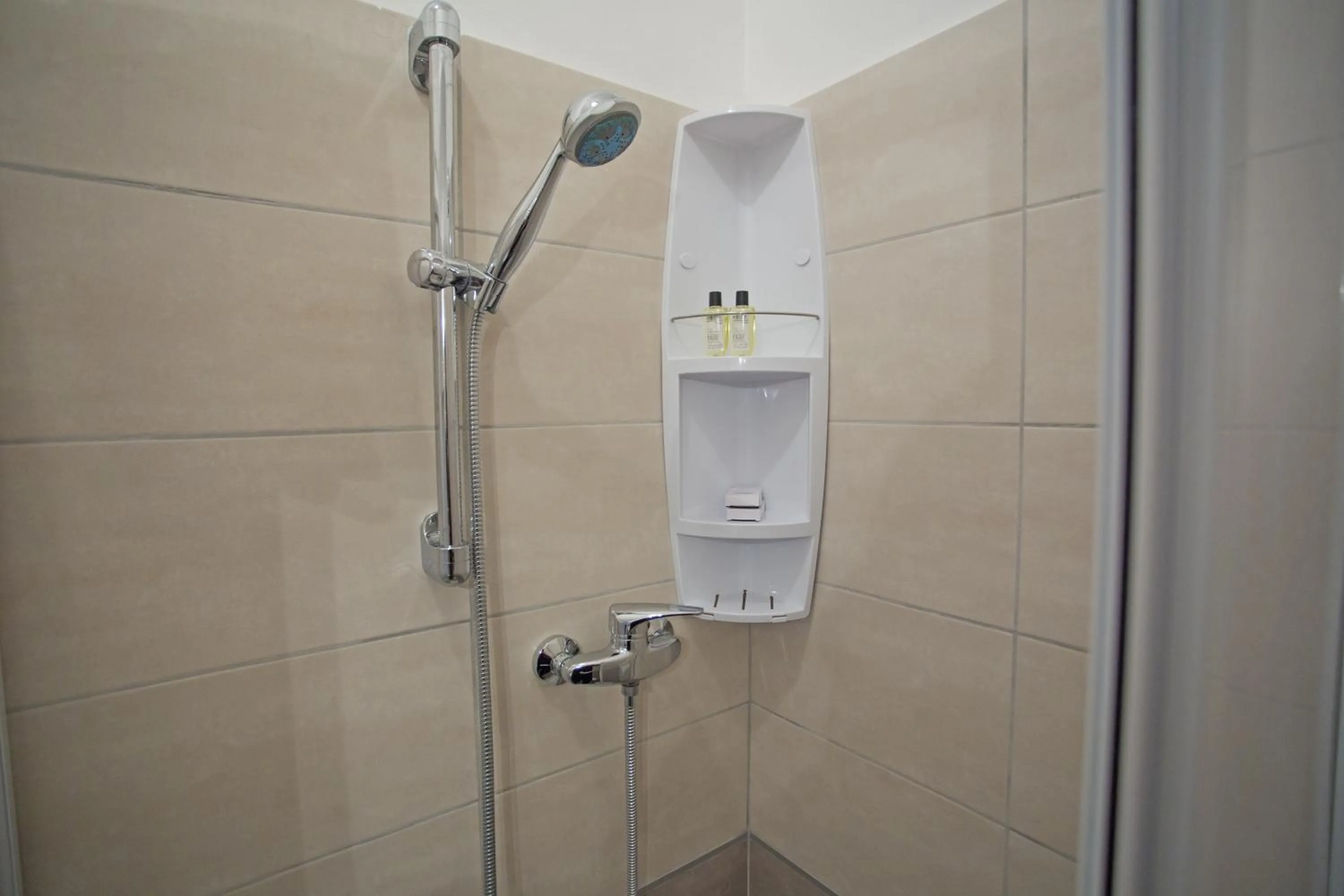 Bathroom in Hotel Paradiso