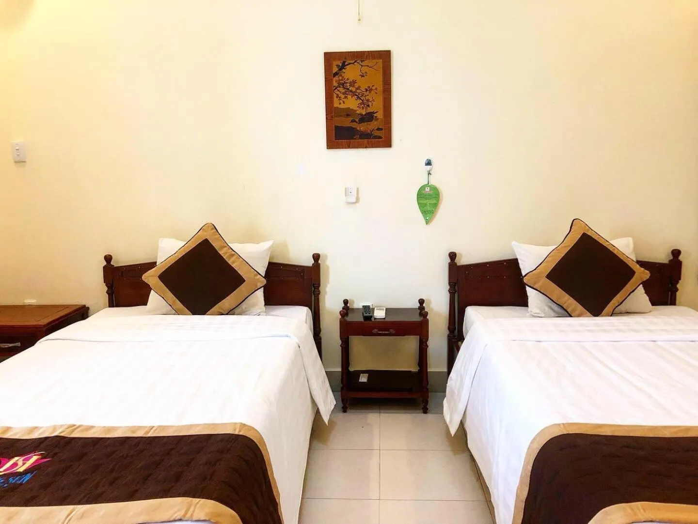 Photo of the whole room, Bed in Huong Sen 2 Vung Tau Hotel