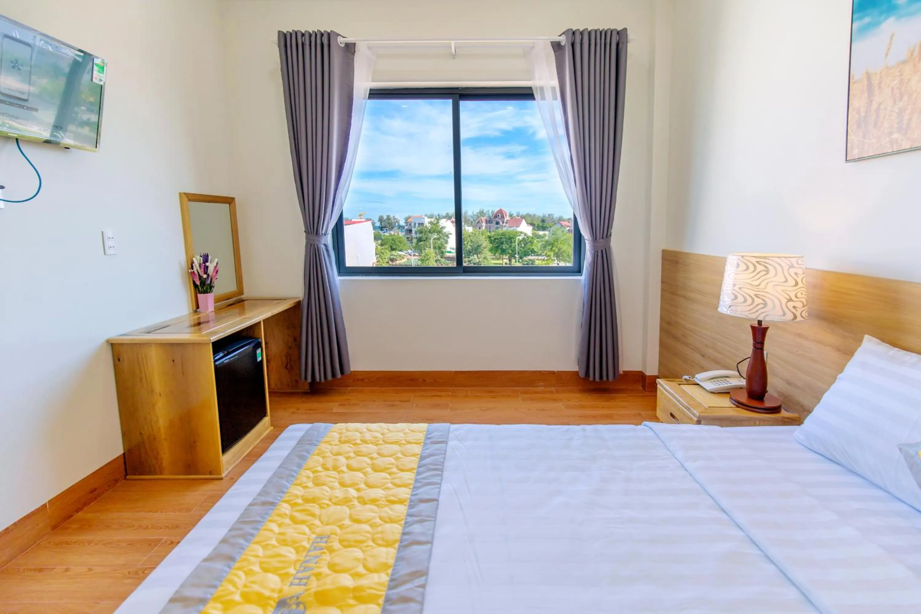 View (from property/room), Bed in Hanah Hotel Phan Thiet