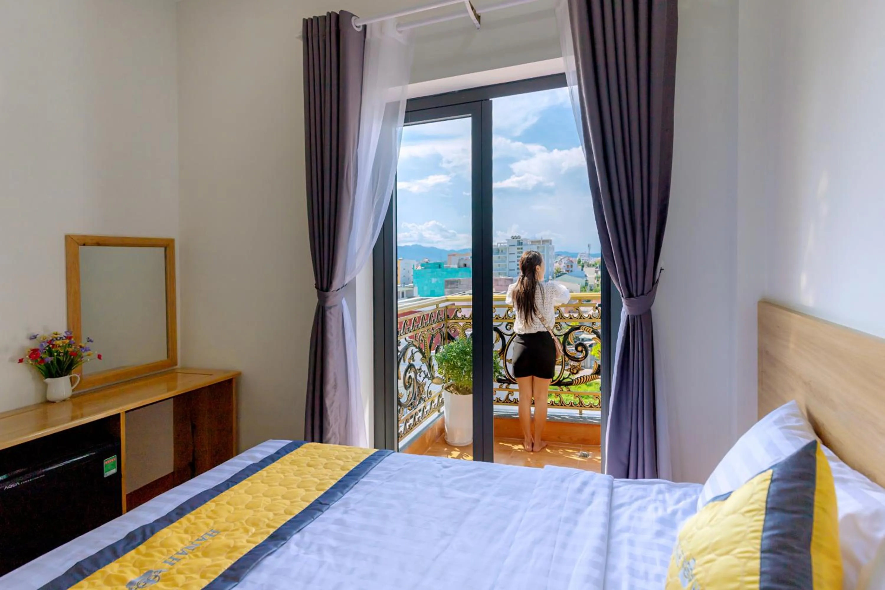 View (from property/room), Bed in Hanah Hotel Phan Thiet