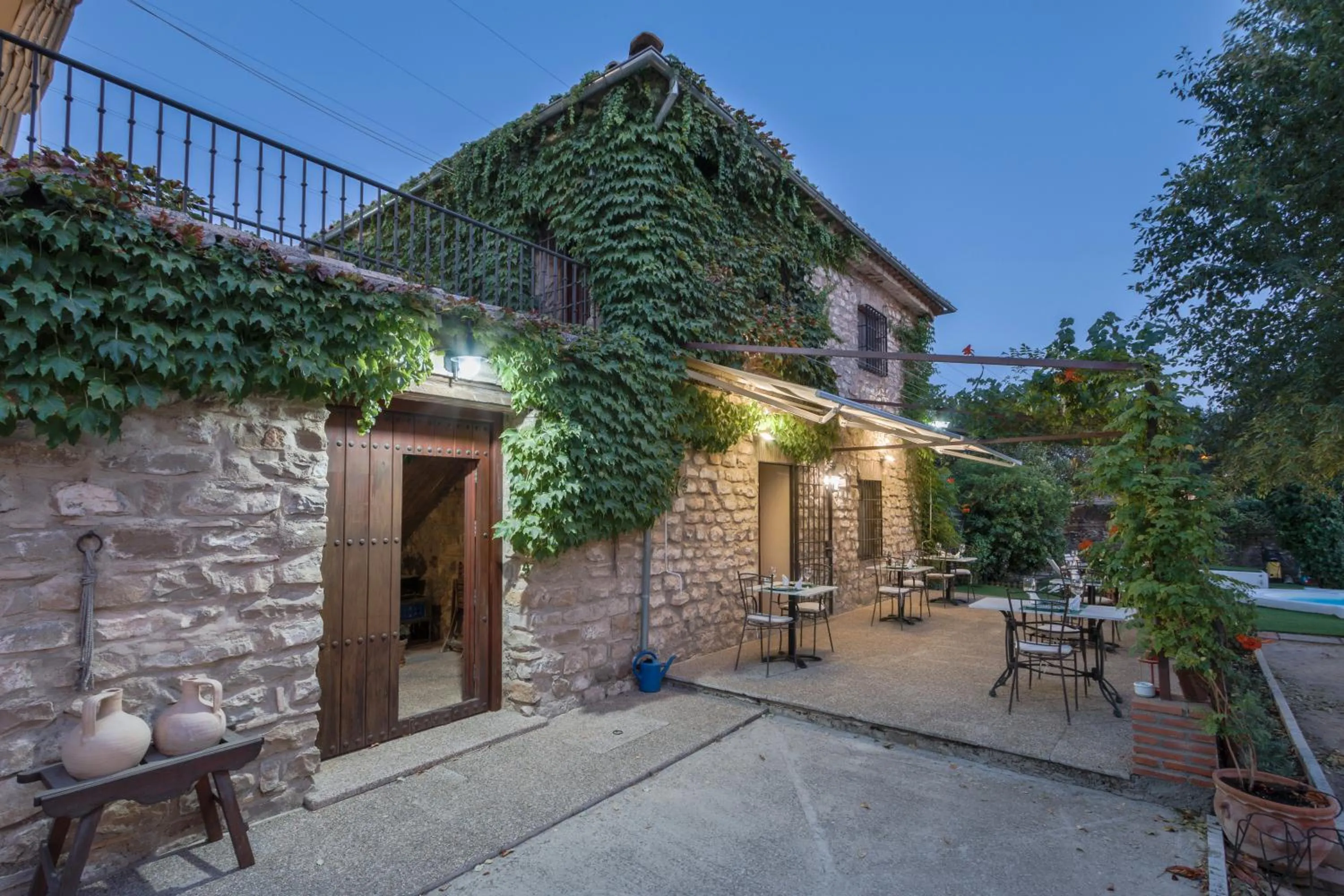 Garden in La Caseria de Tito