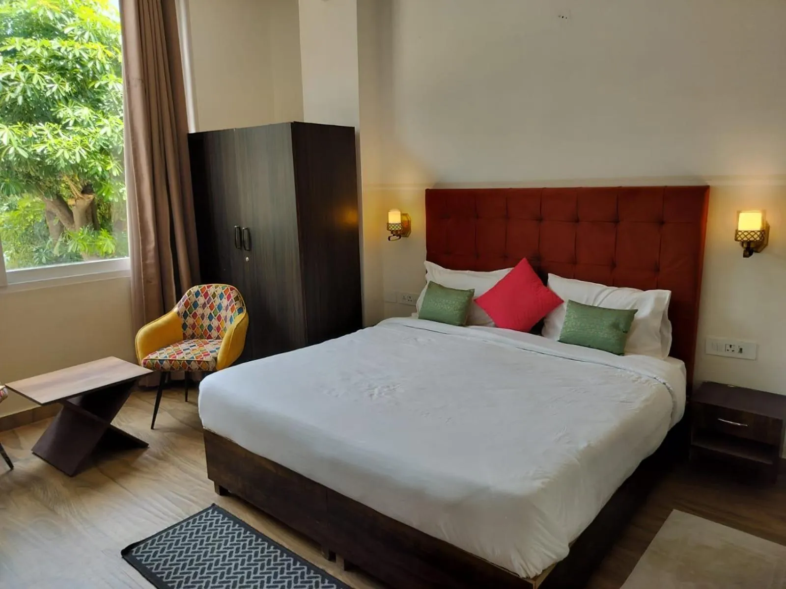 Bedroom, Bed in Saffron Inn - Expo India Mart
