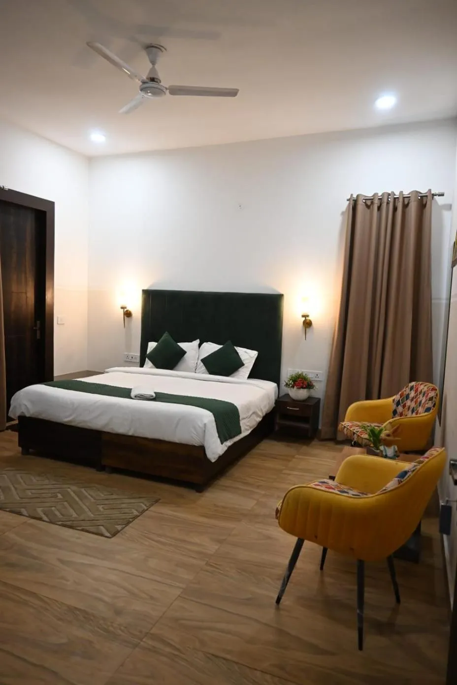 Bed in Saffron Inn - Expo India Mart