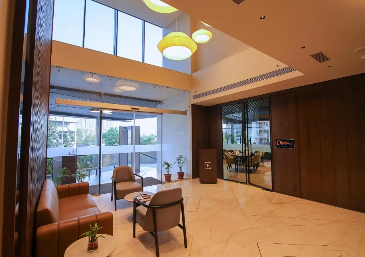 Lobby or reception in Essentia Premier Hotel Pune Wakad