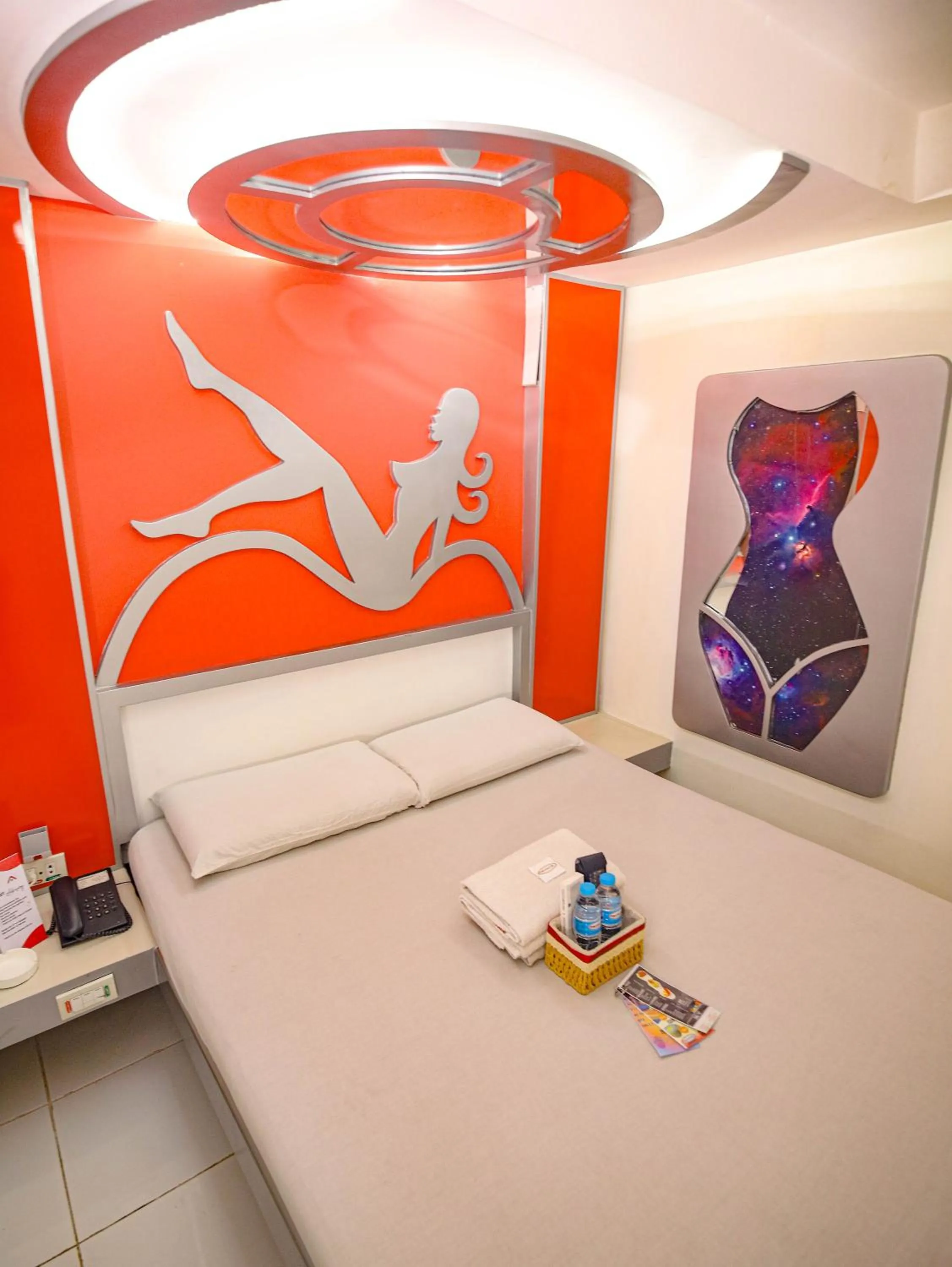 Bed in Astrotel Monumento