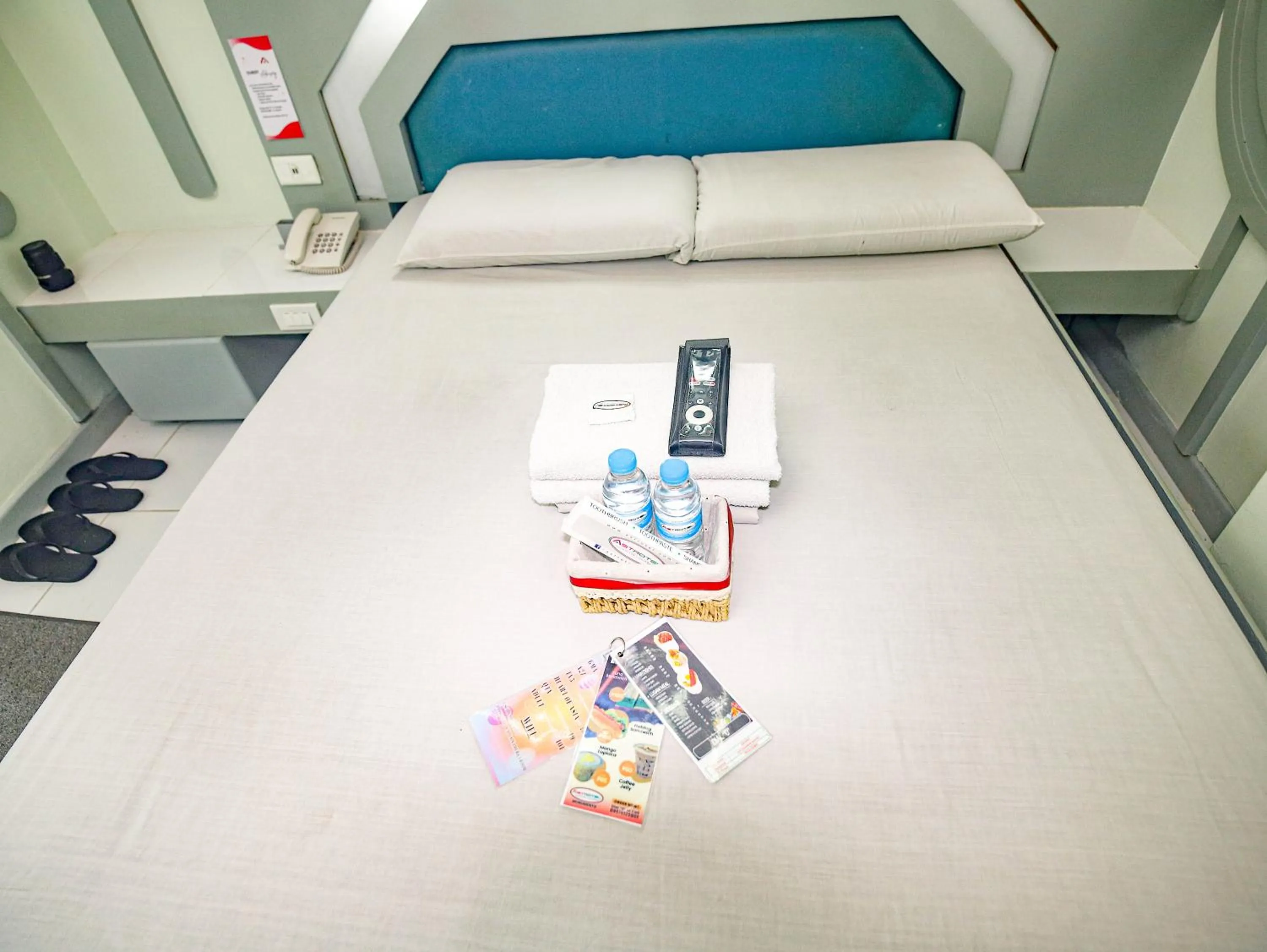 Bed in Astrotel Monumento