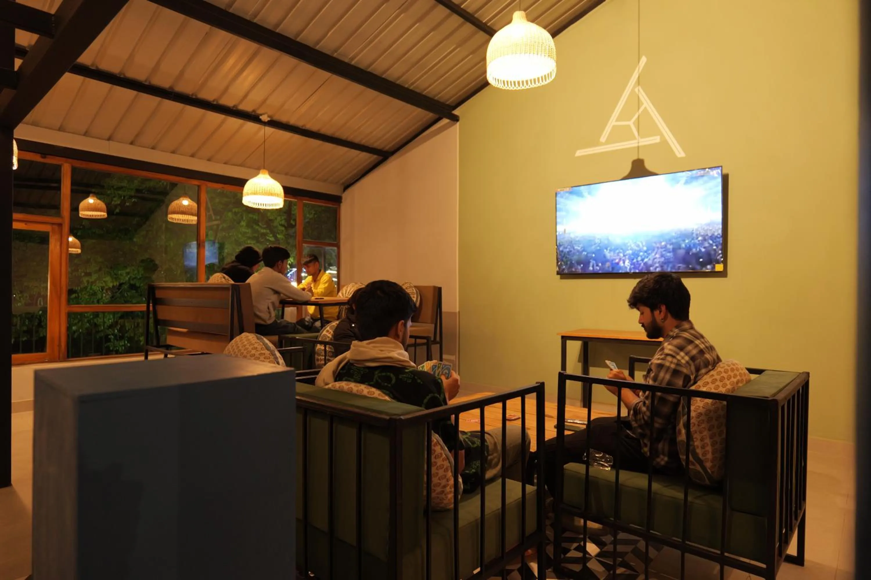 The Trippy Tribe Riverside Hostel Kasol