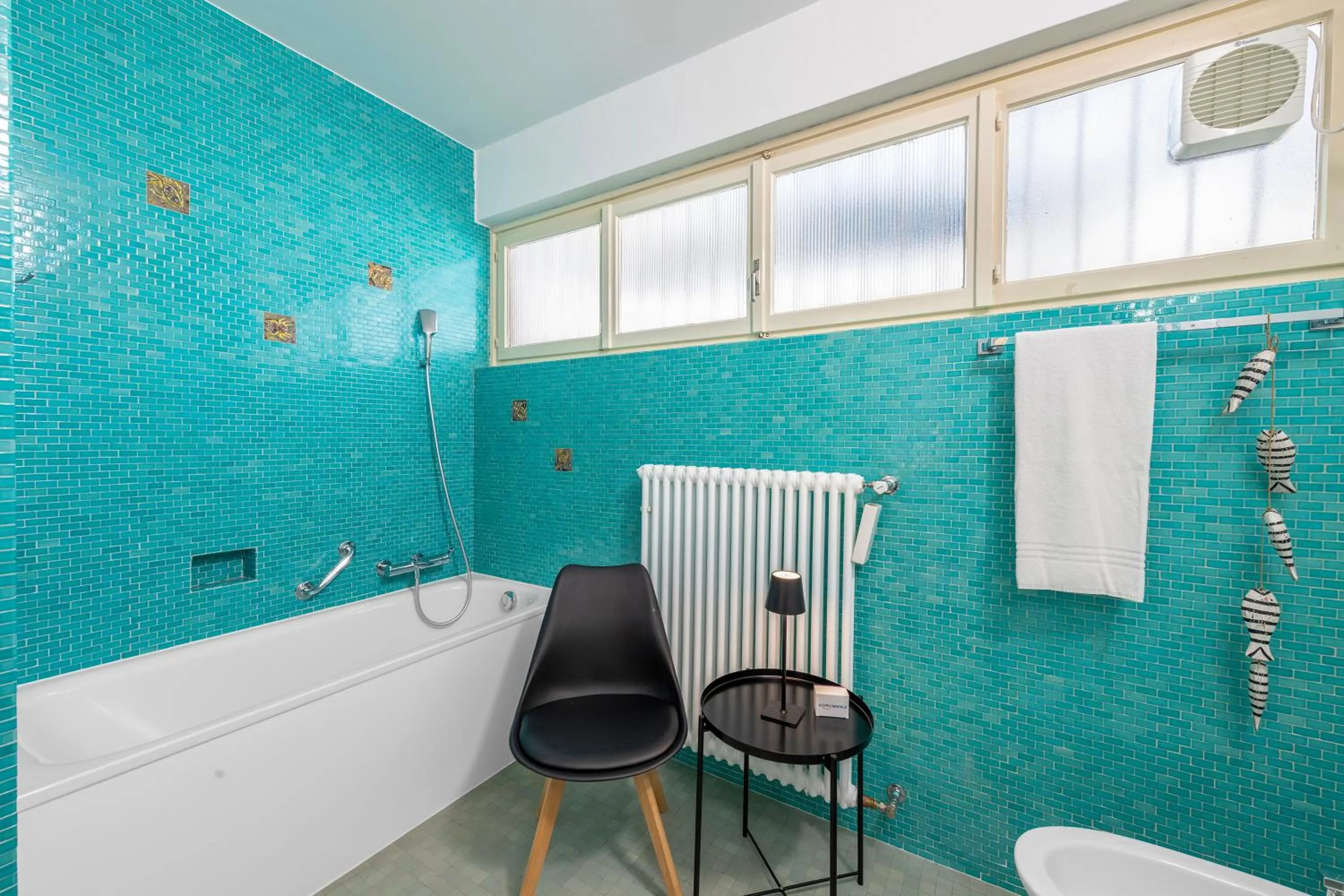 Bathroom in Casa Serenella Splendid Lake View - Happy Rentals