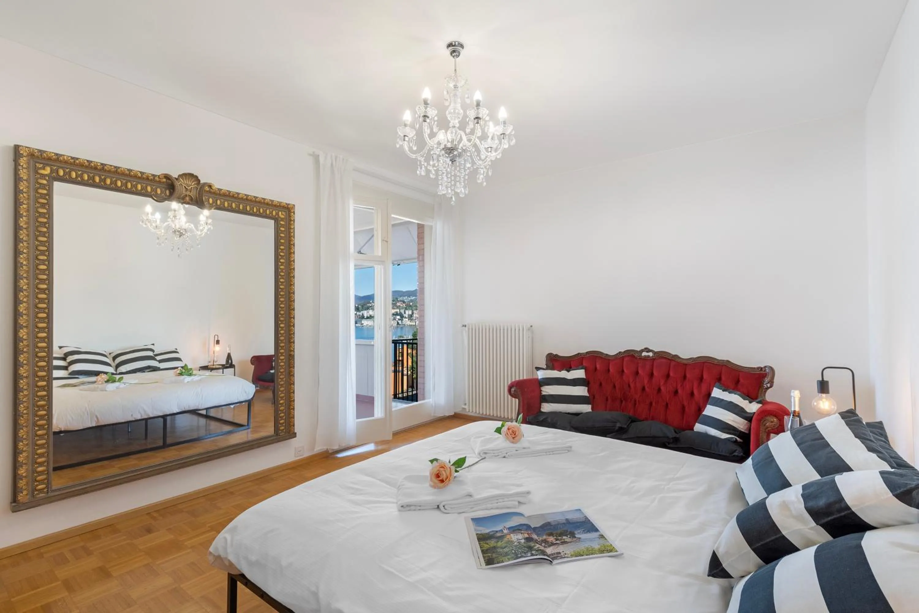 Bedroom, Bed in Casa Serenella Splendid Lake View - Happy Rentals