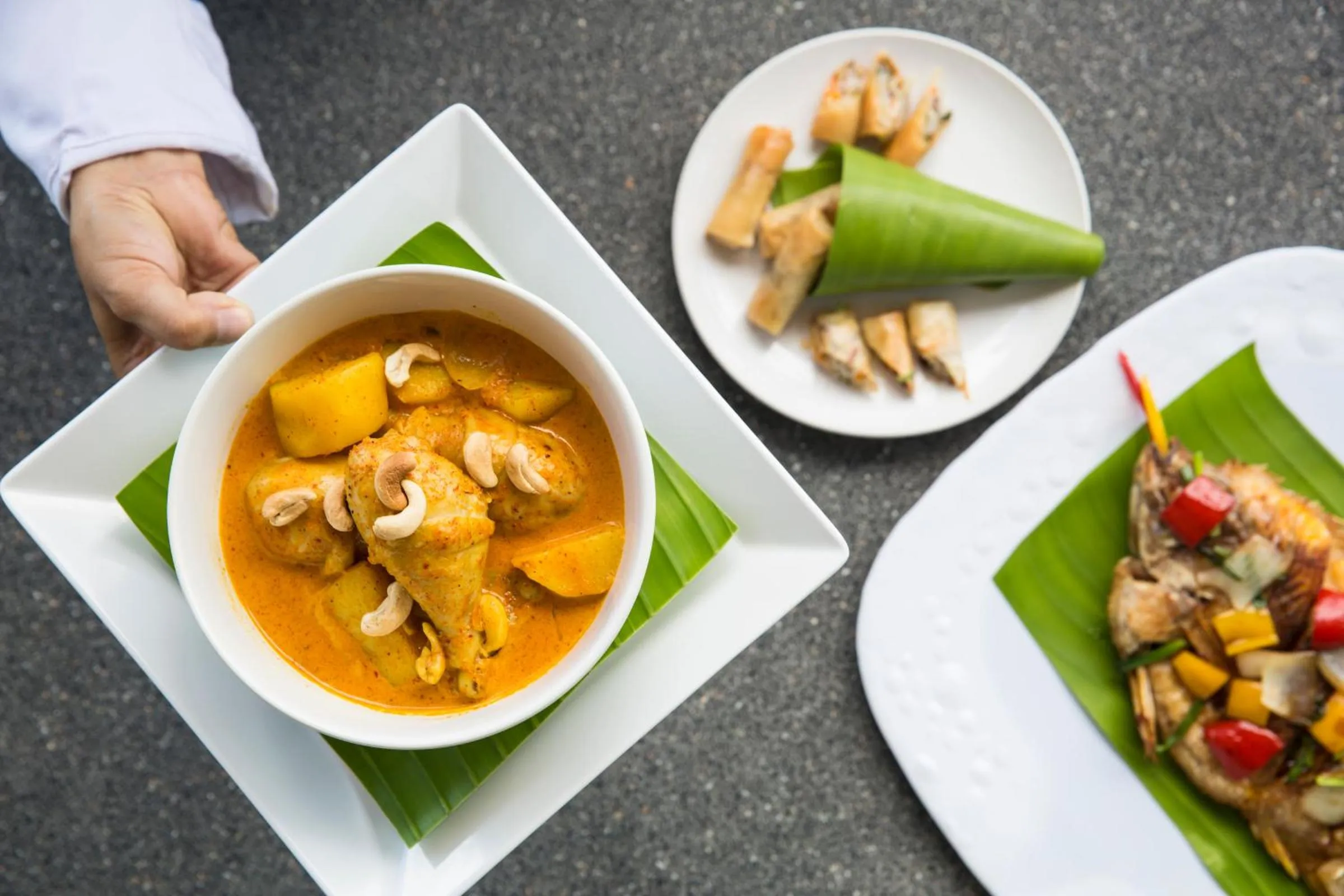 Restaurant/places to eat in Villa Jaliza - Chaweng Noi