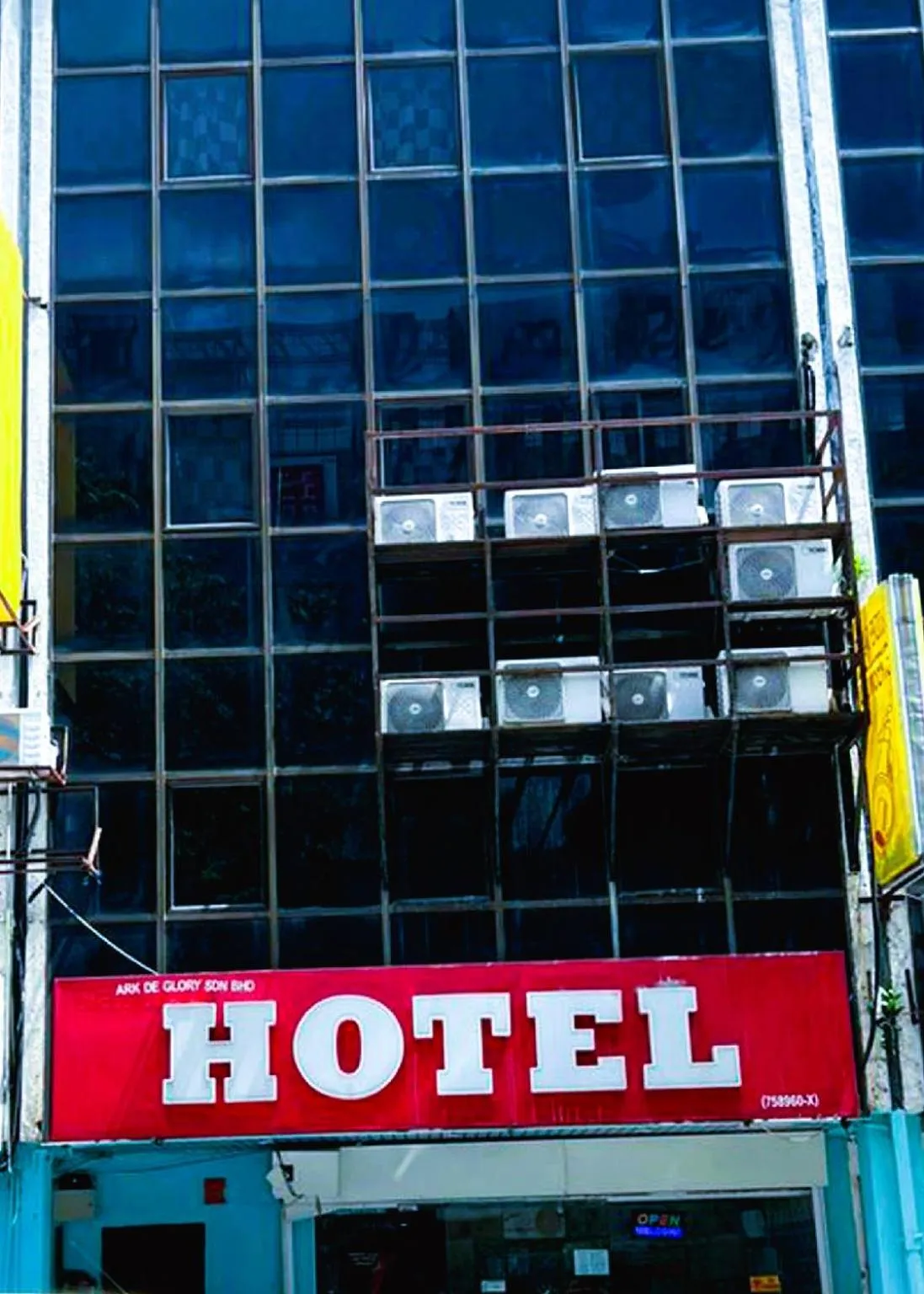 Property building in ARK HOTEL MELAWATI