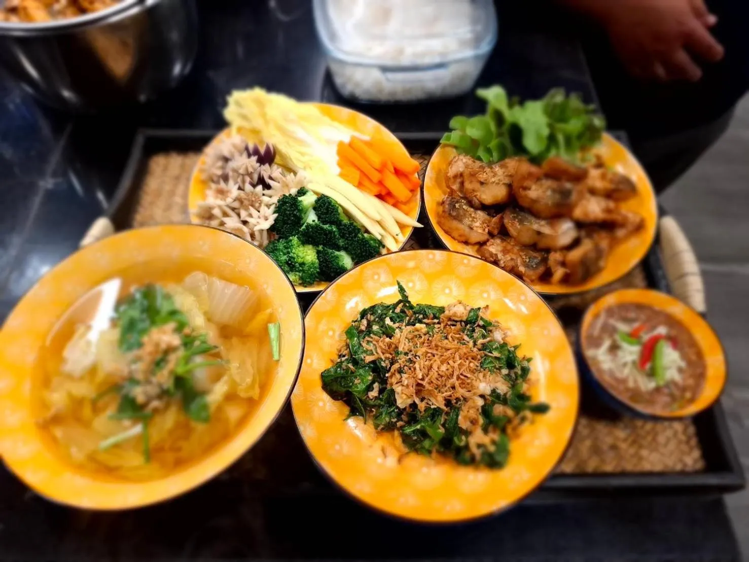 Food in Big Sun Residences By iRETREAT