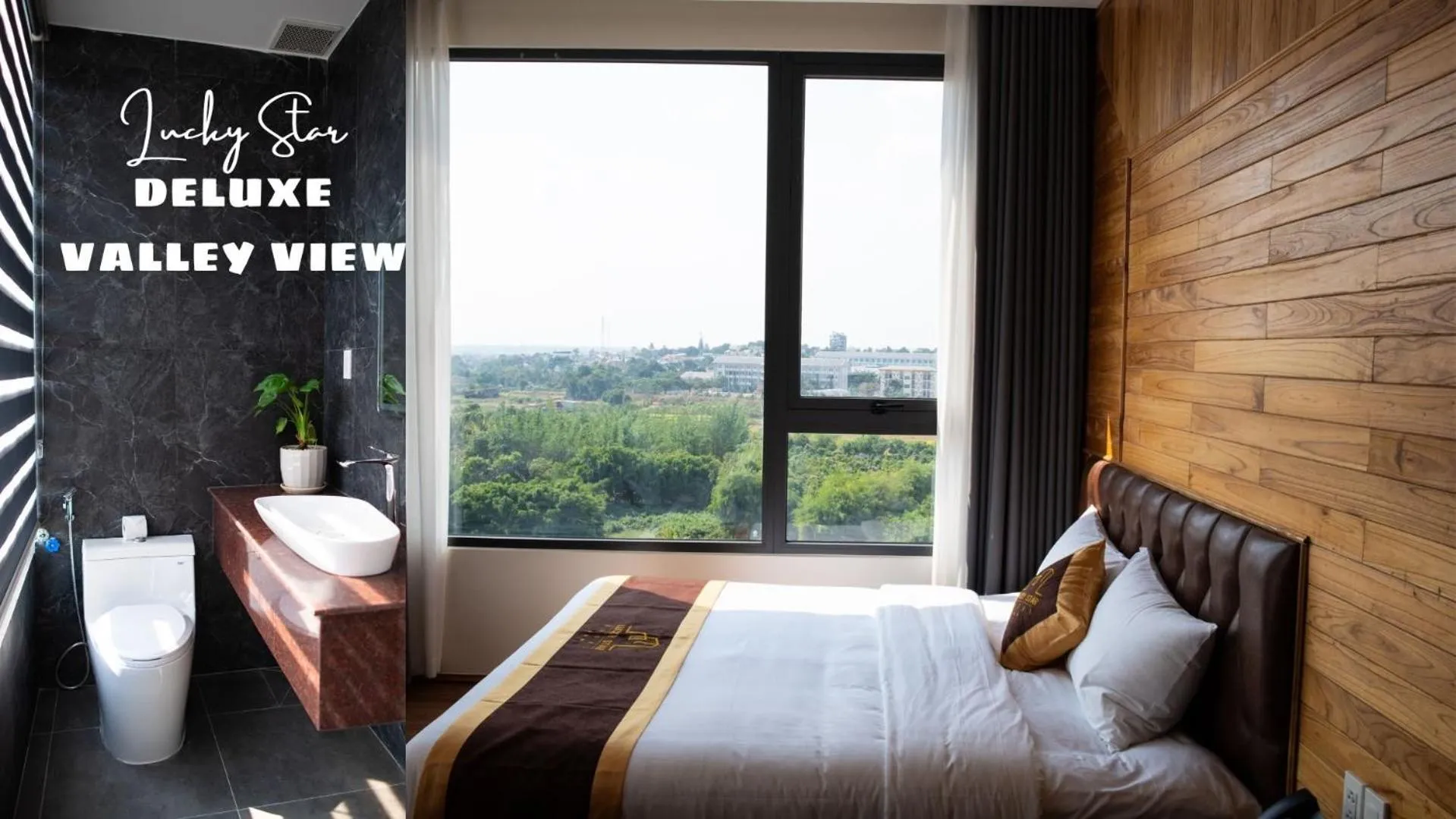 Bed in LuckyStar Hotel