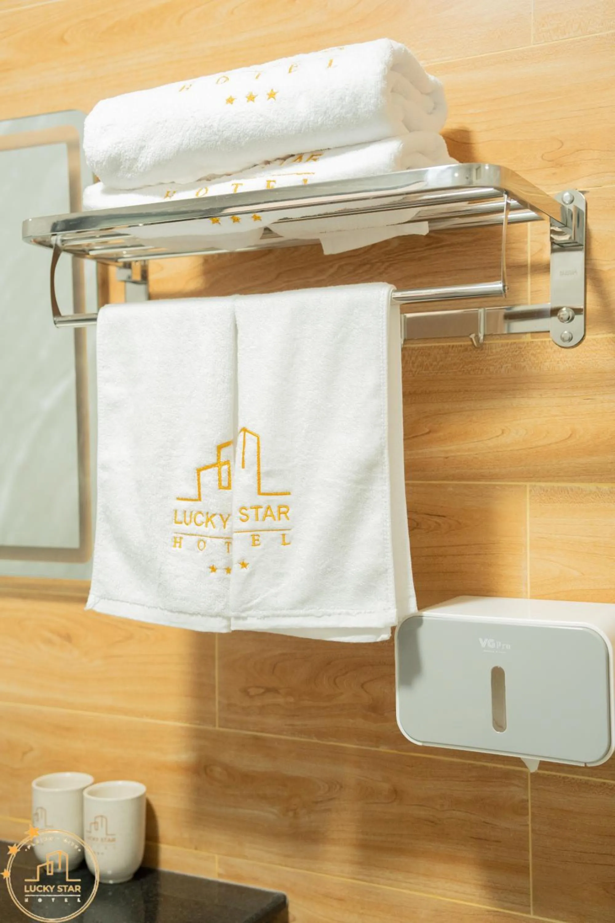 Bathroom in LuckyStar Hotel