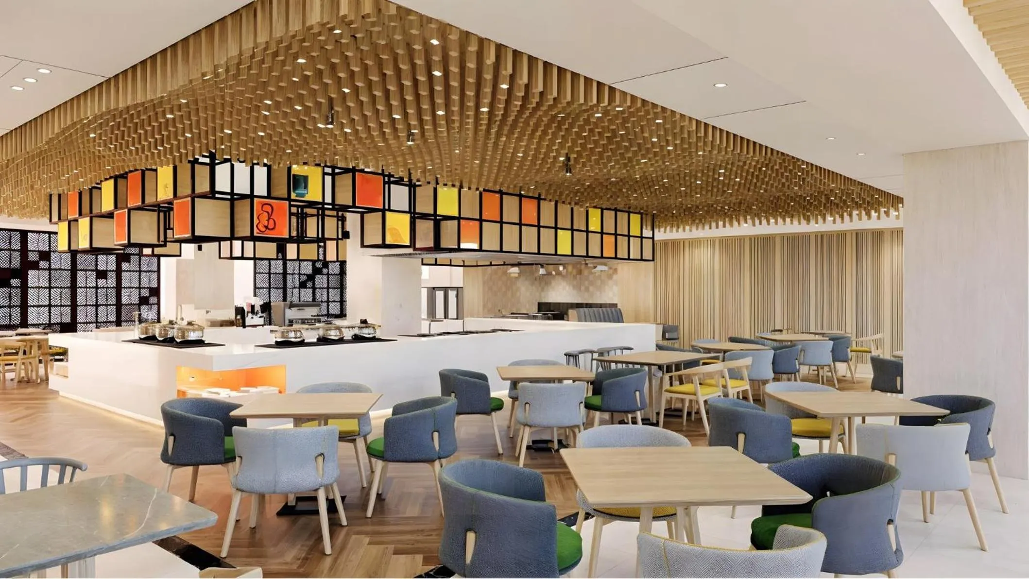 Restaurant/places to eat in Holiday Inn & Suites Vientiane by IHG