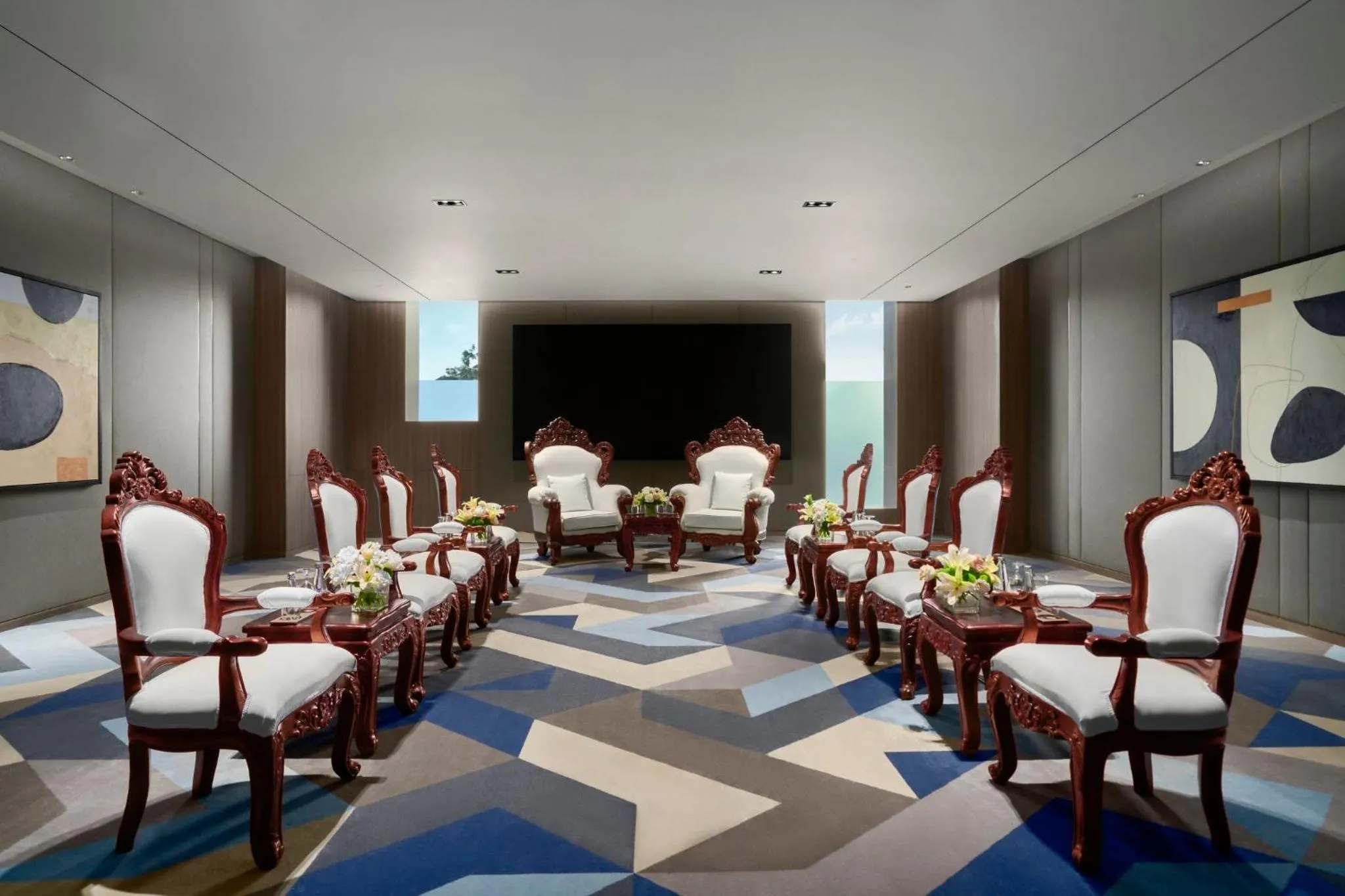 Meeting/conference room in Holiday Inn & Suites Vientiane by IHG